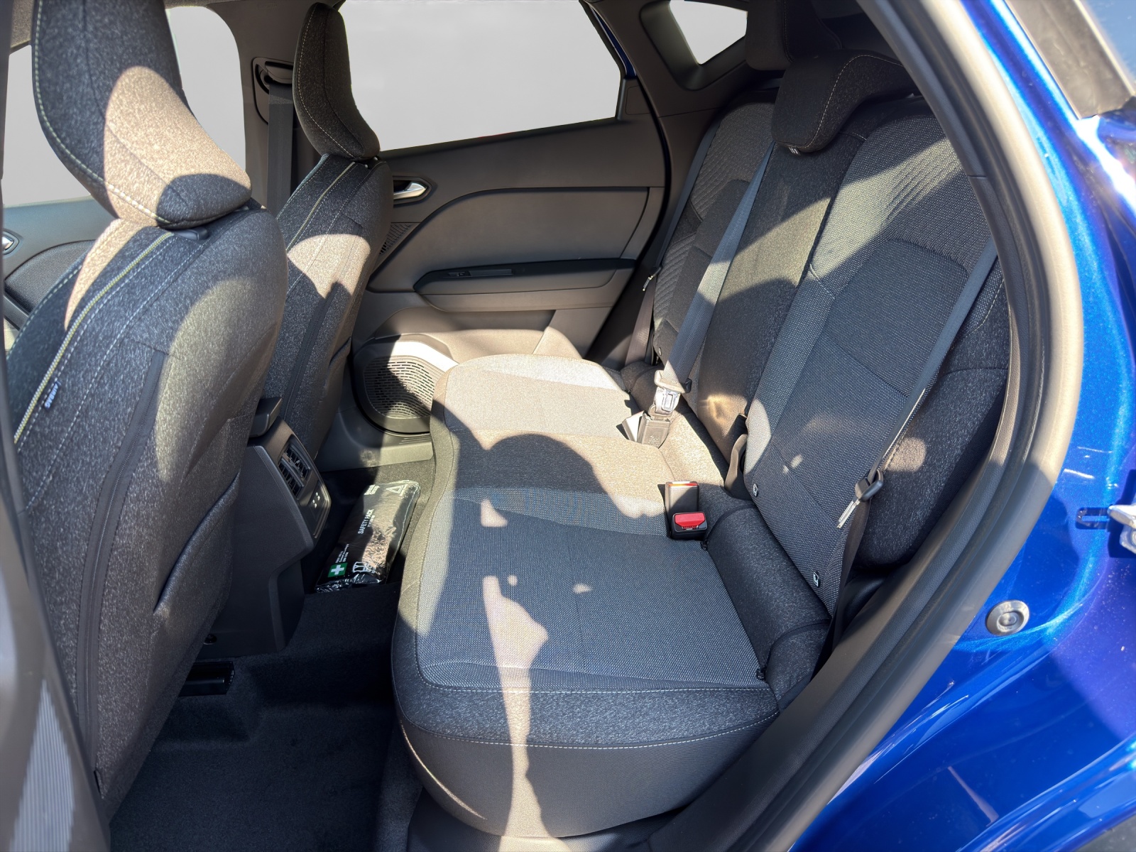 RENAULT Captur 1.8 E-Tech techno-image-7