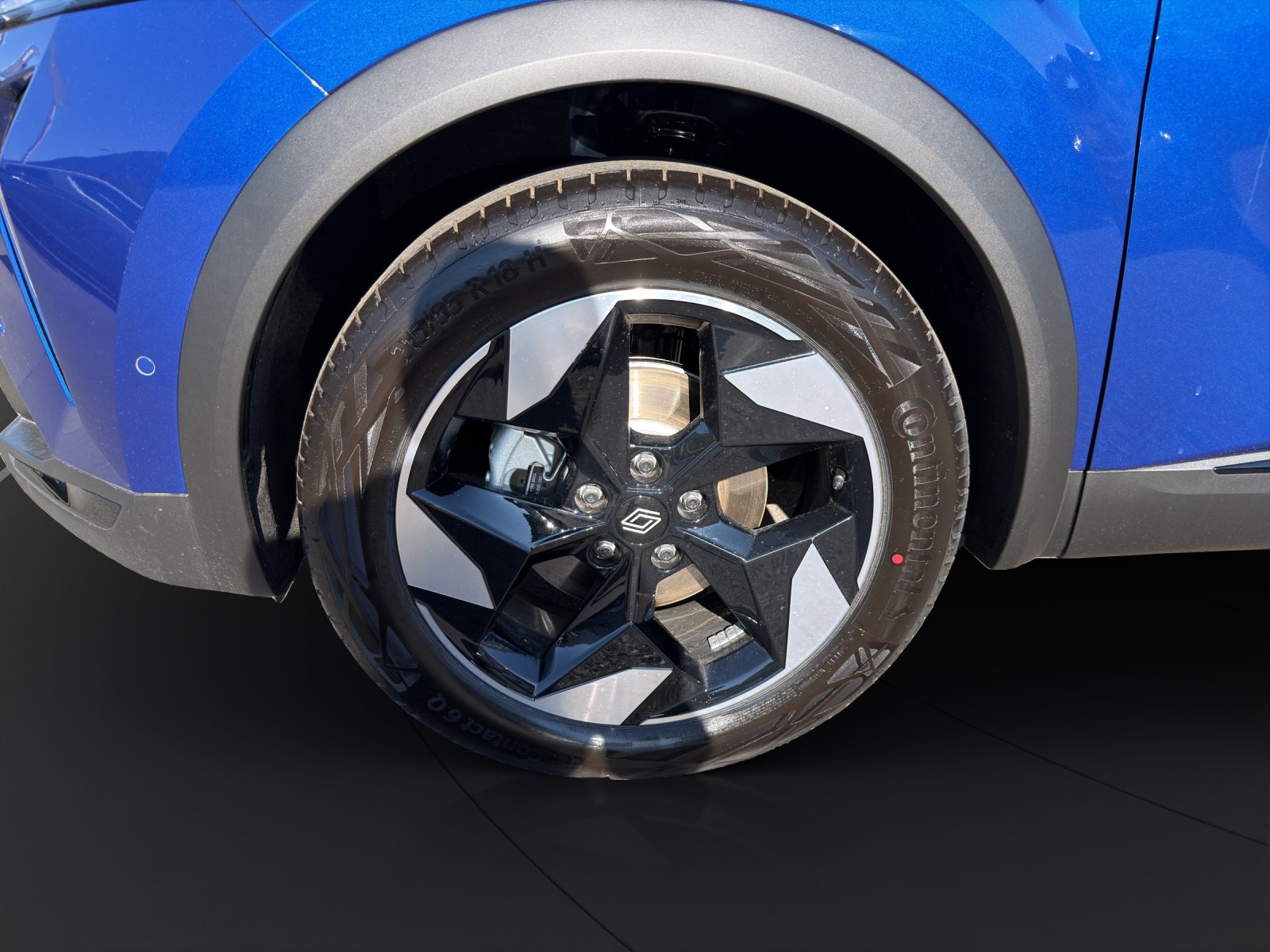RENAULT Captur 1.8 E-Tech techno-image-9