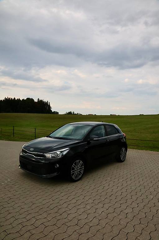 KIA RIO-image-1