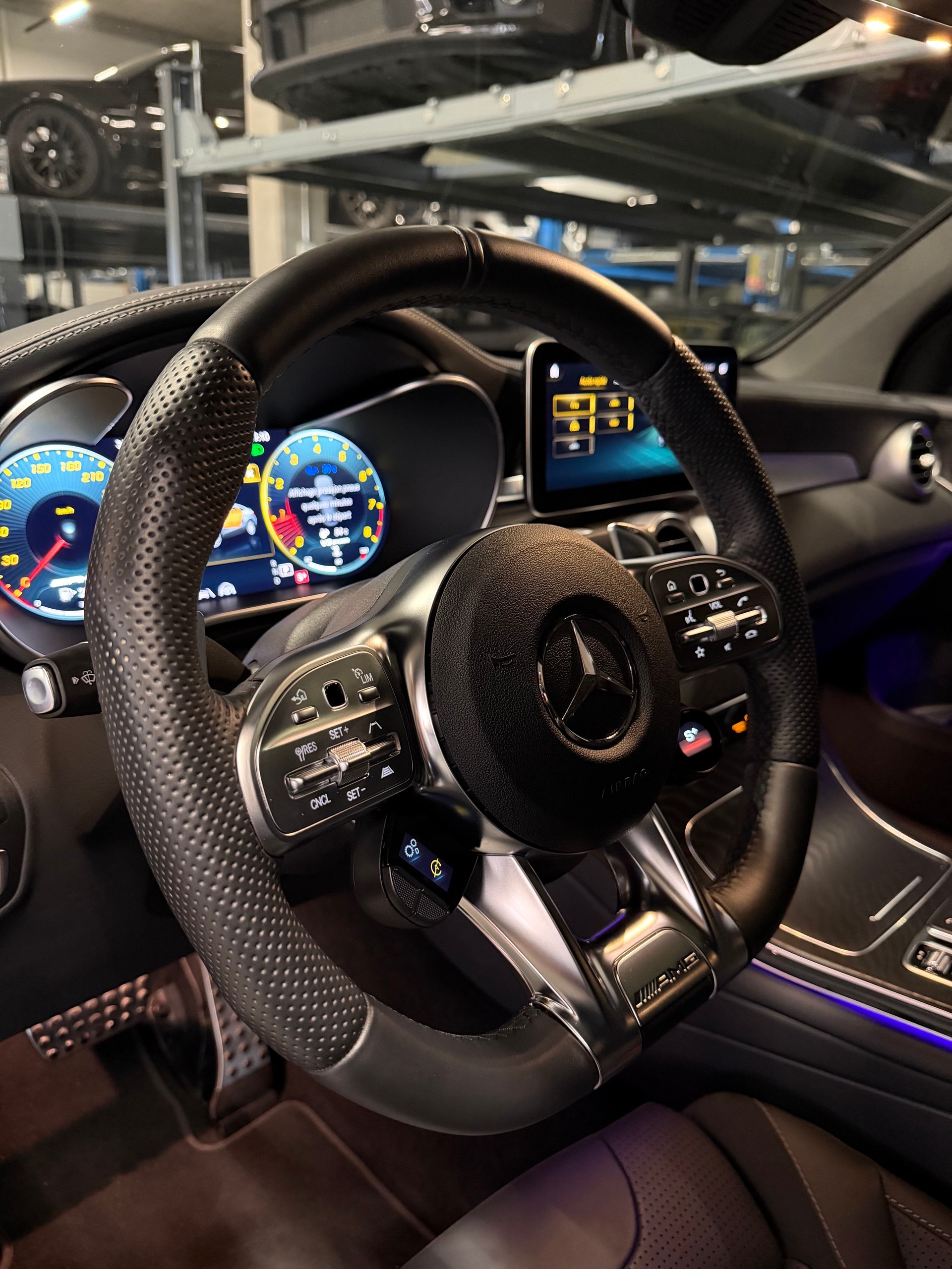 MERCEDES-BENZ GLC Coupé 63 S AMG 4Matic 9G-Tronic-image-7