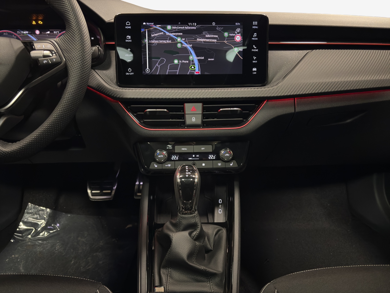 SKODA Scala 1.0 TSI Monte Carlo DSG-image-10