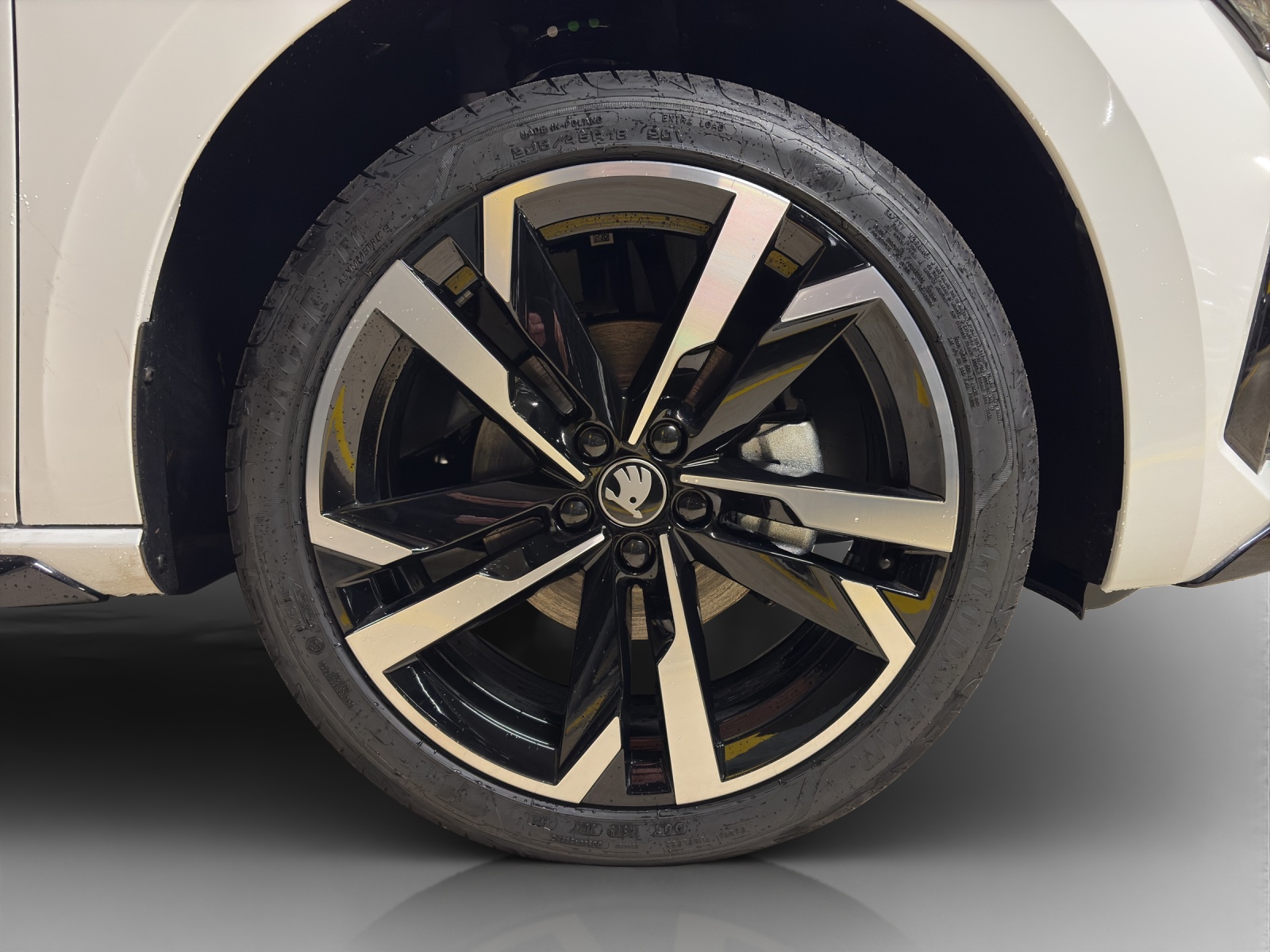 SKODA Scala 1.0 TSI Monte Carlo DSG-image-13