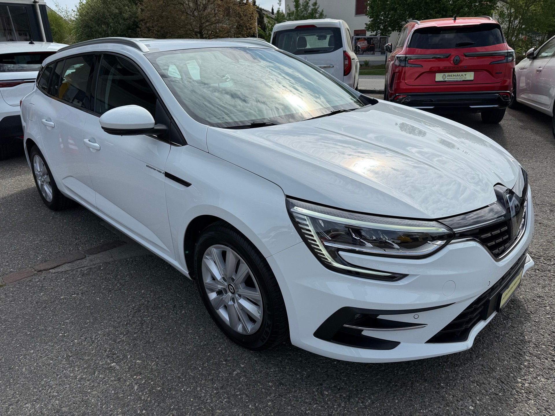 RENAULT Mégane Grandtour 1.5 dCi Business EDC-image-7