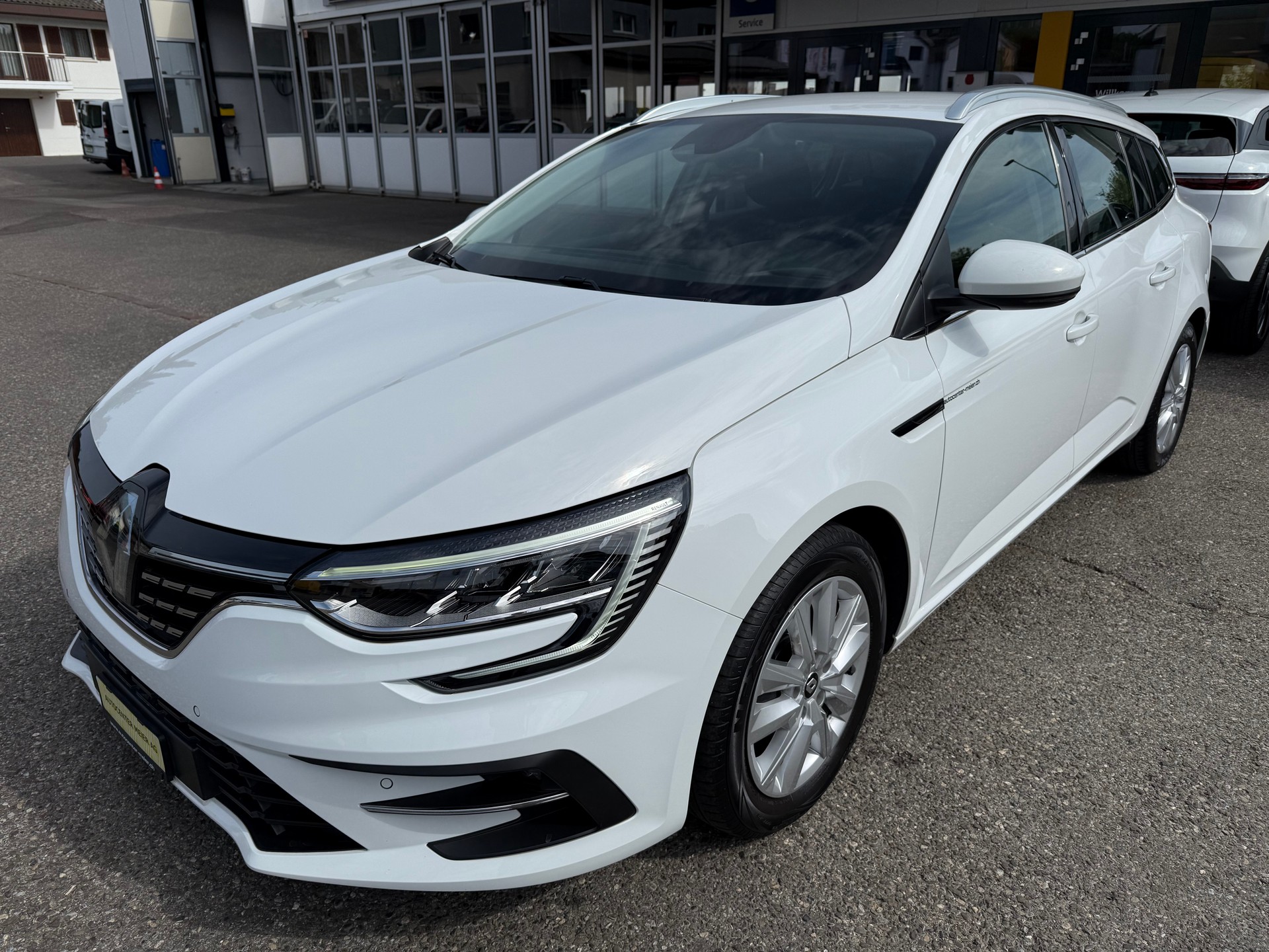 RENAULT Mégane Grandtour 1.5 dCi Business EDC-image-1