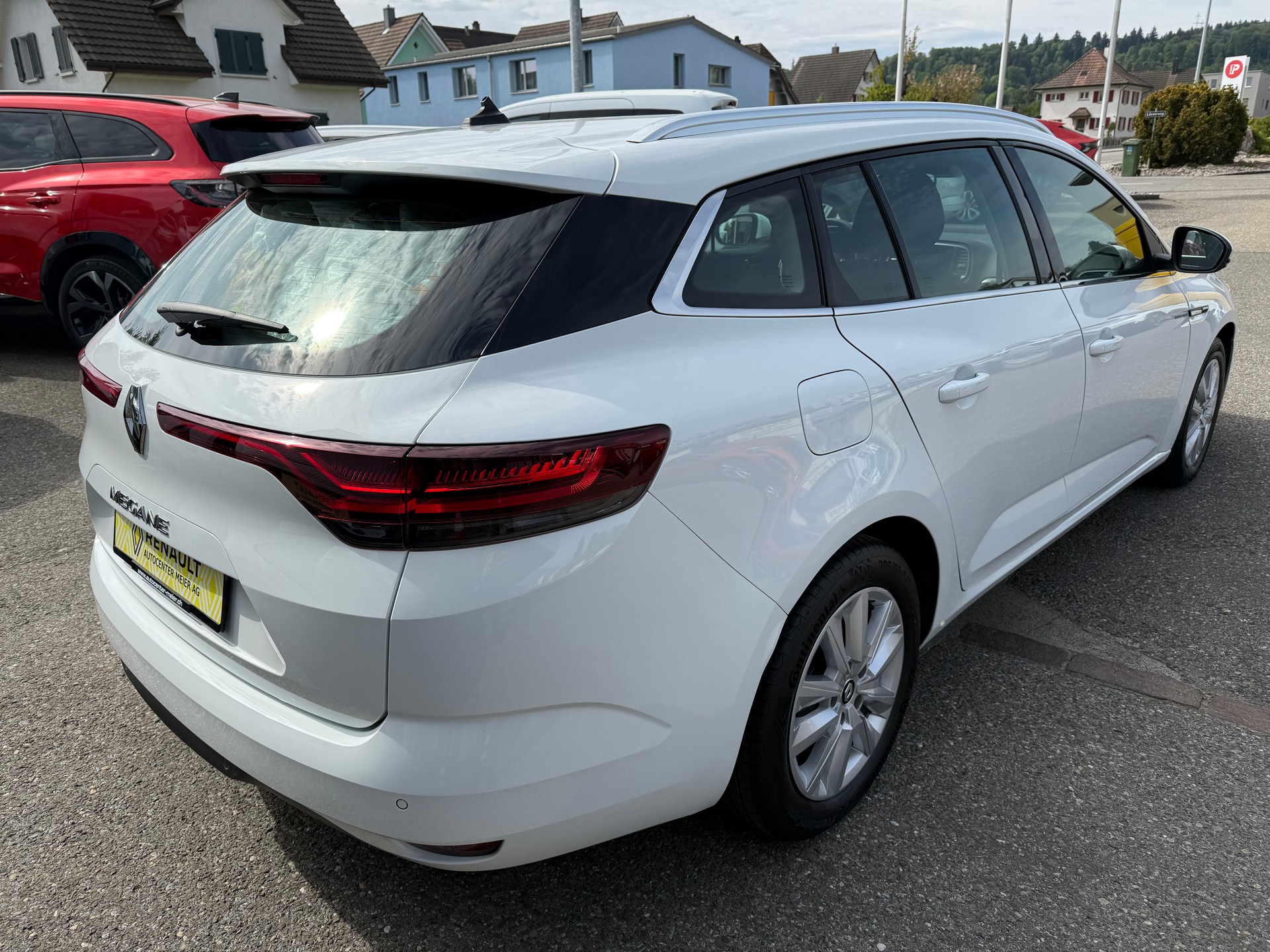 RENAULT Mégane Grandtour 1.5 dCi Business EDC-image-5