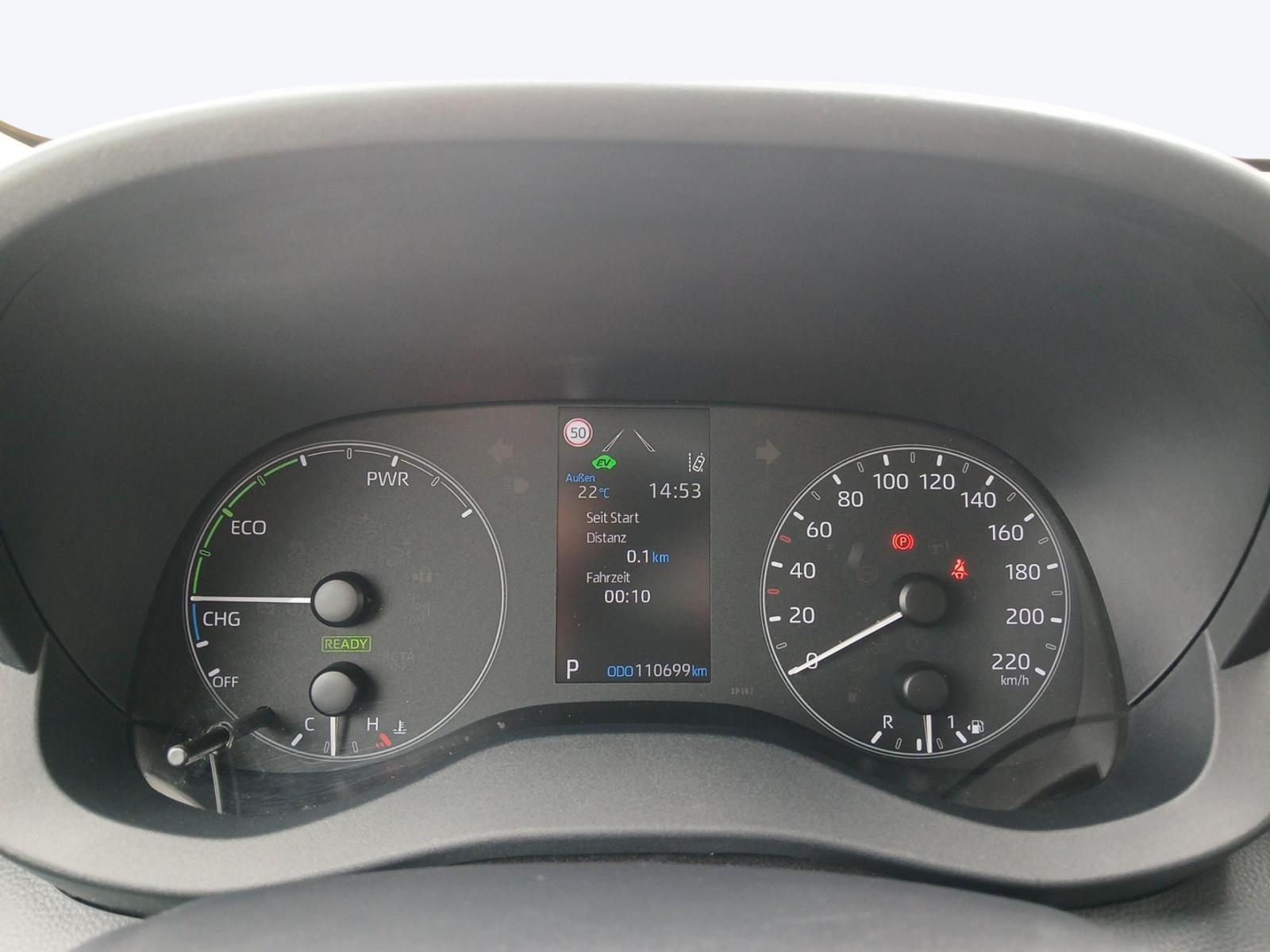 TOYOTA Yaris 1.5 VVT-i HSD Active-image-12
