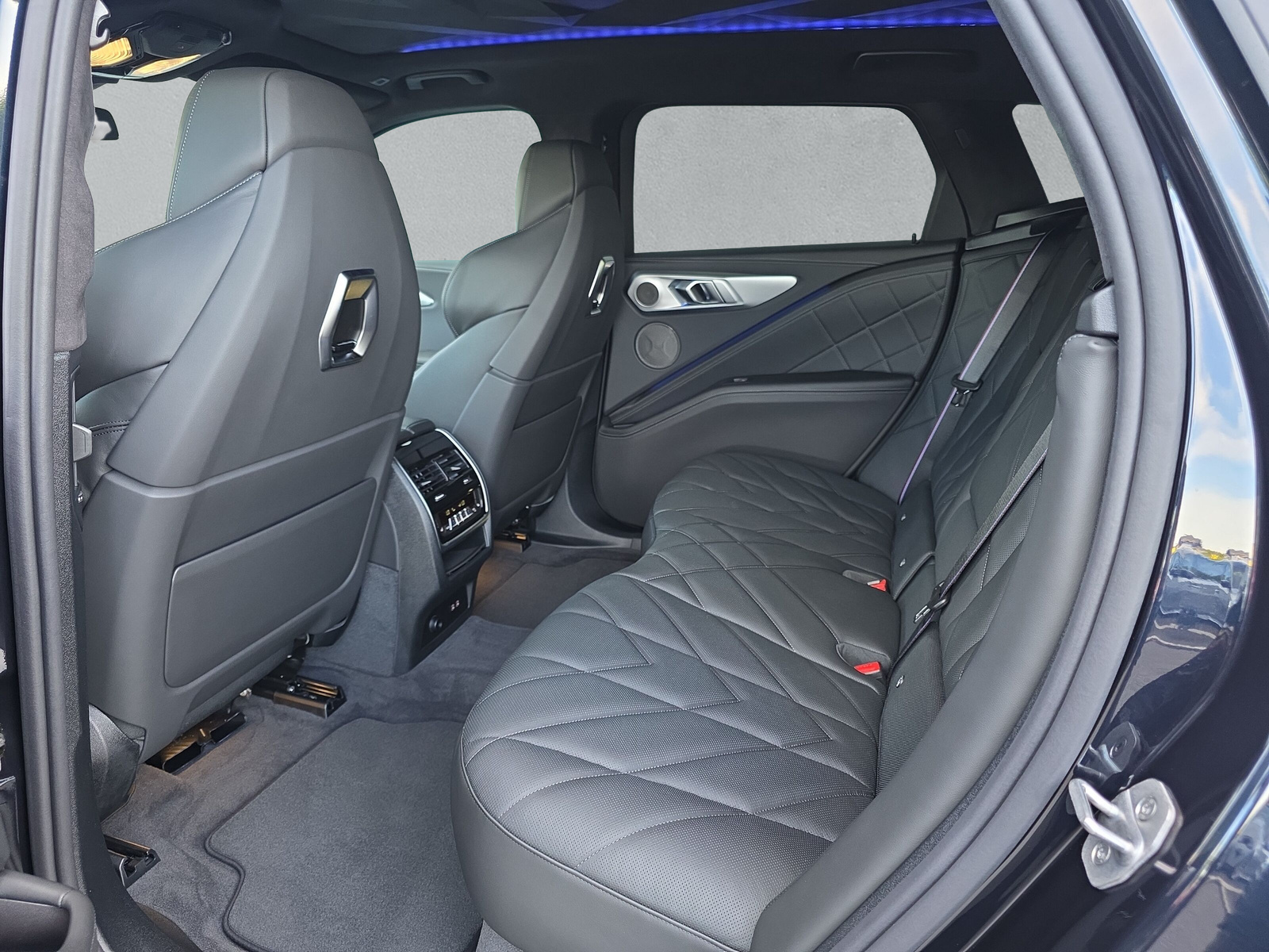 BMW XM xDrive 50e PHEV Steptronic**Action de leasing à 0.0%**-image-15