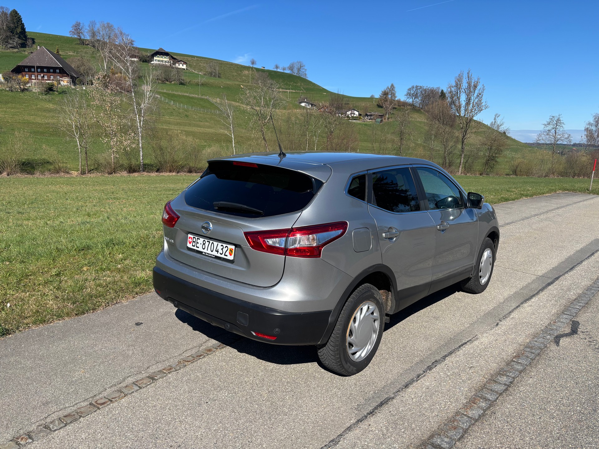 NISSAN Qashqai 1.6 dCi N-Connecta ALL-MODE 4x4-image-2
