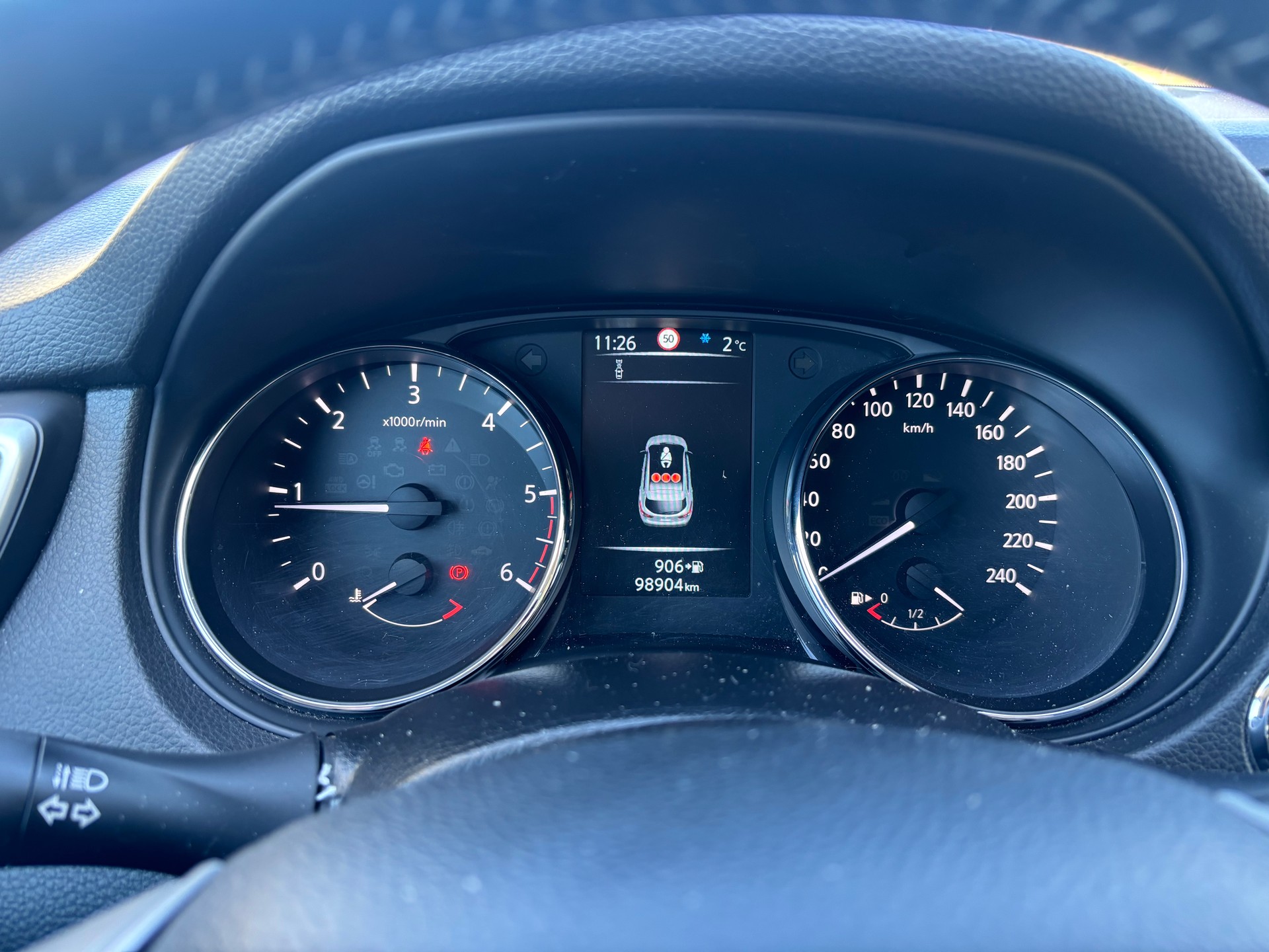 NISSAN Qashqai 1.6 dCi N-Connecta ALL-MODE 4x4-image-6