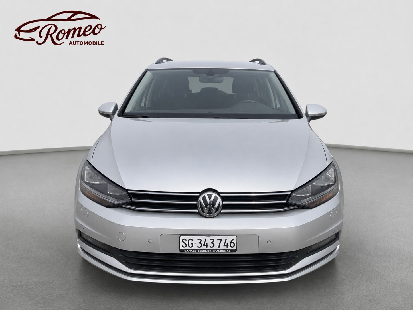 VW Touran 1.6 TDI BlueMotion Technology Comfortline DSG ** Frisch ab MFK und Service **-image-3