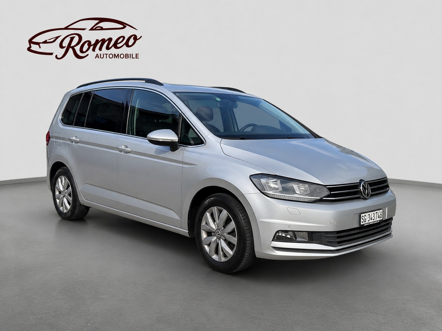 VW Touran 1.6 TDI BlueMotion Technology Comfortline DSG ** Frisch ab MFK und Service **-image-2