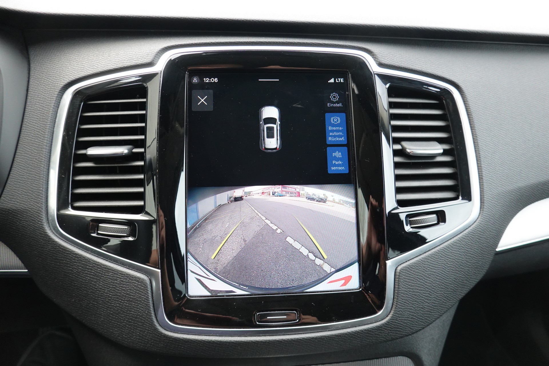 VOLVO XC90 B5 - BENZIN - MILDHYBRID - AWD - "CORE" - GEARTRONIC - 250 PS-image-11