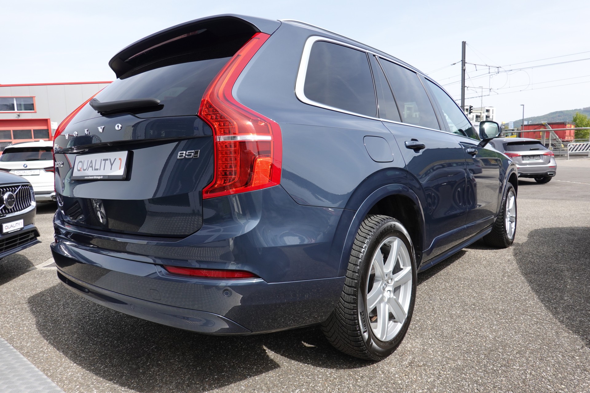 VOLVO XC90 B5 - BENZIN - MILDHYBRID - AWD - "CORE" - GEARTRONIC - 250 PS-image-3