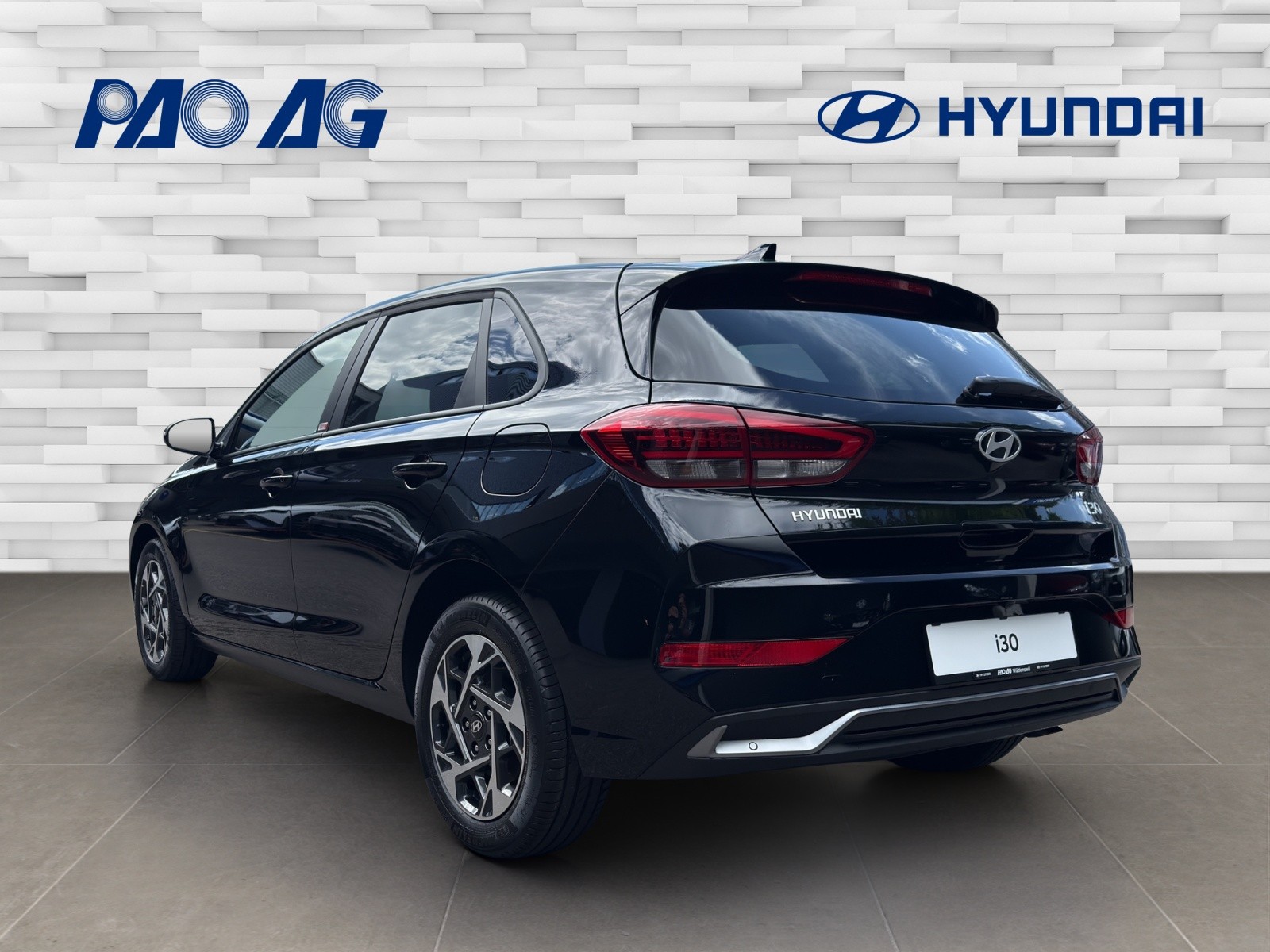HYUNDAI i30 1.5 T-GDi Amplia 48V MH DCT-showroom-element-3