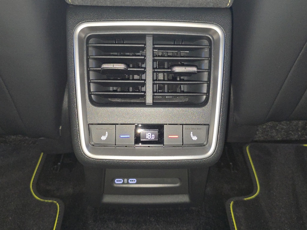 SKODA Enyaq 85X RS-Lounge 4x4-image-17