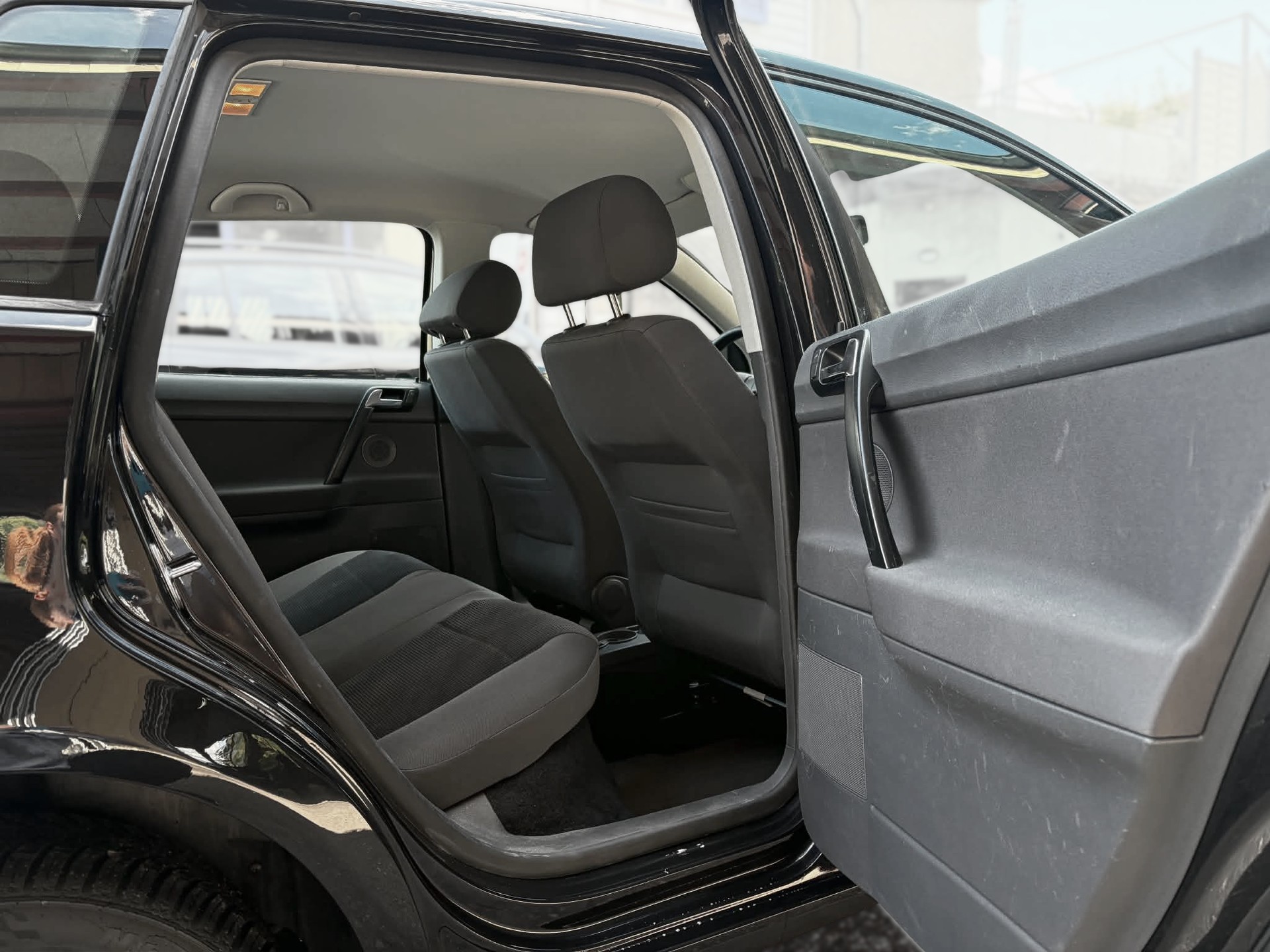 VW Polo 1.6 16V Trendline-image-11