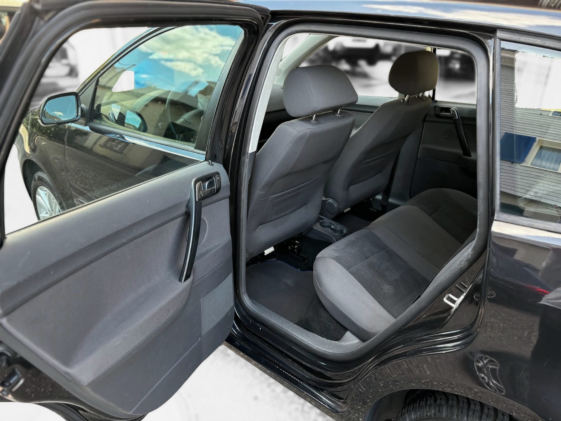 VW Polo 1.6 16V Trendline-image-10