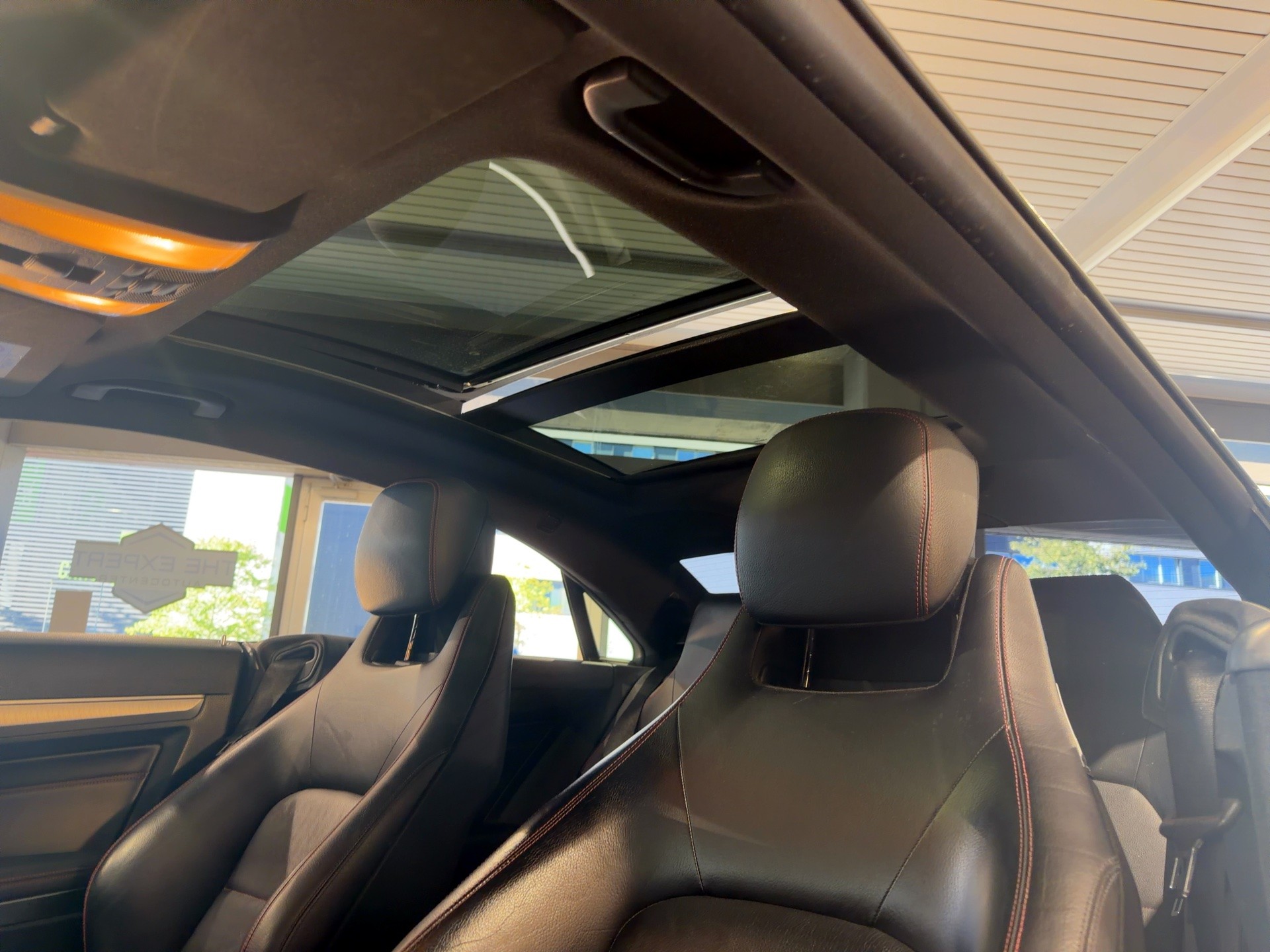 MERCEDES-BENZ E 350 4Matic 7G-Tronic-image-7