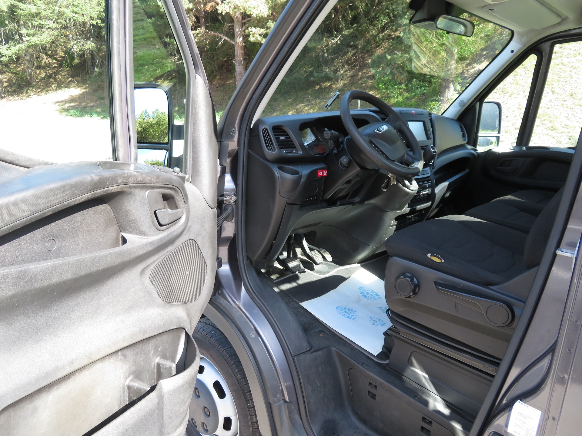 IVECO 50C17T-image-3