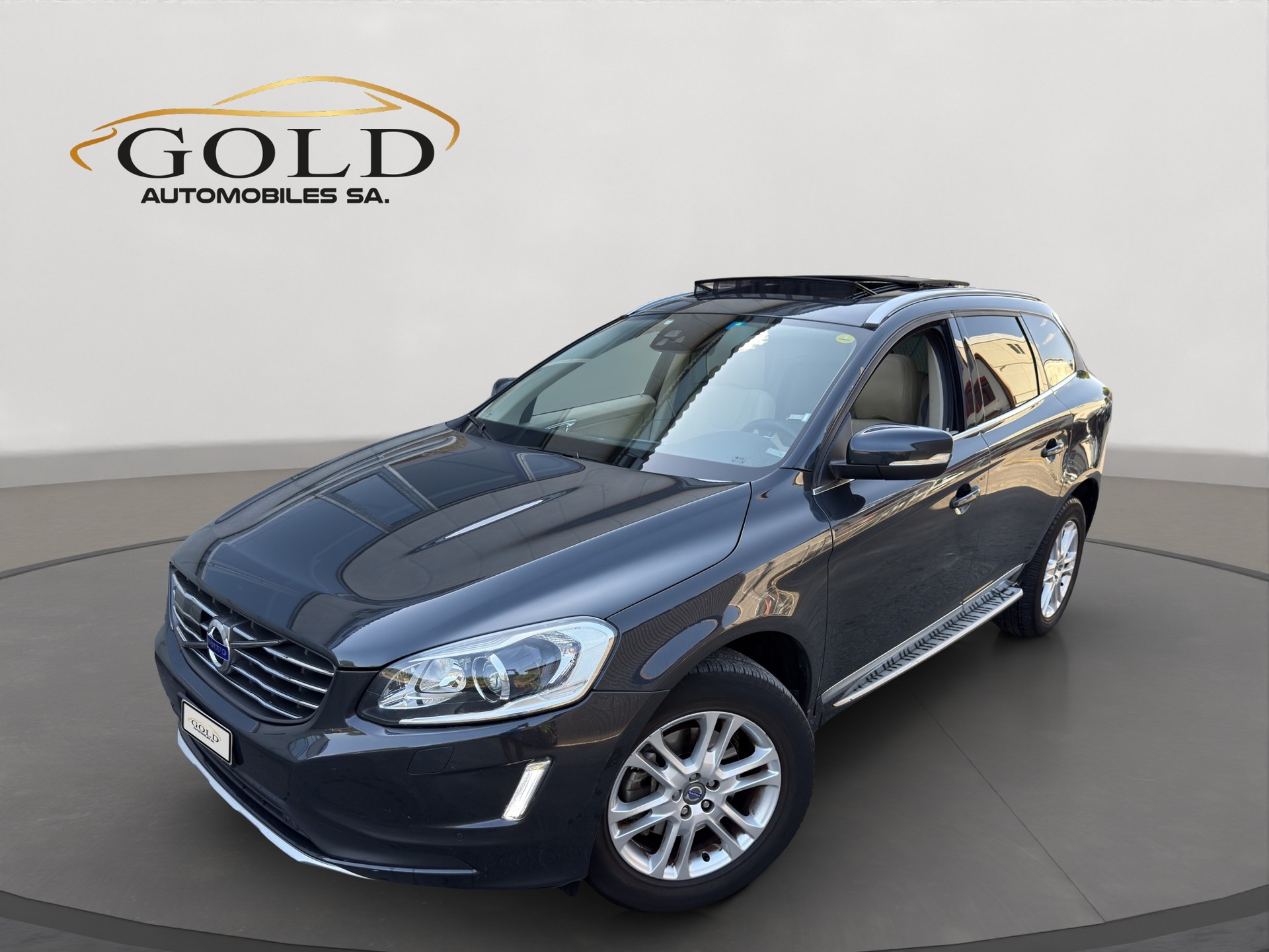 VOLVO XC60 D5 AWD Summum Geartronic-image-0
