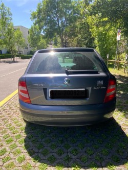 SKODA 1.4 16V 75 Elegance-image-2