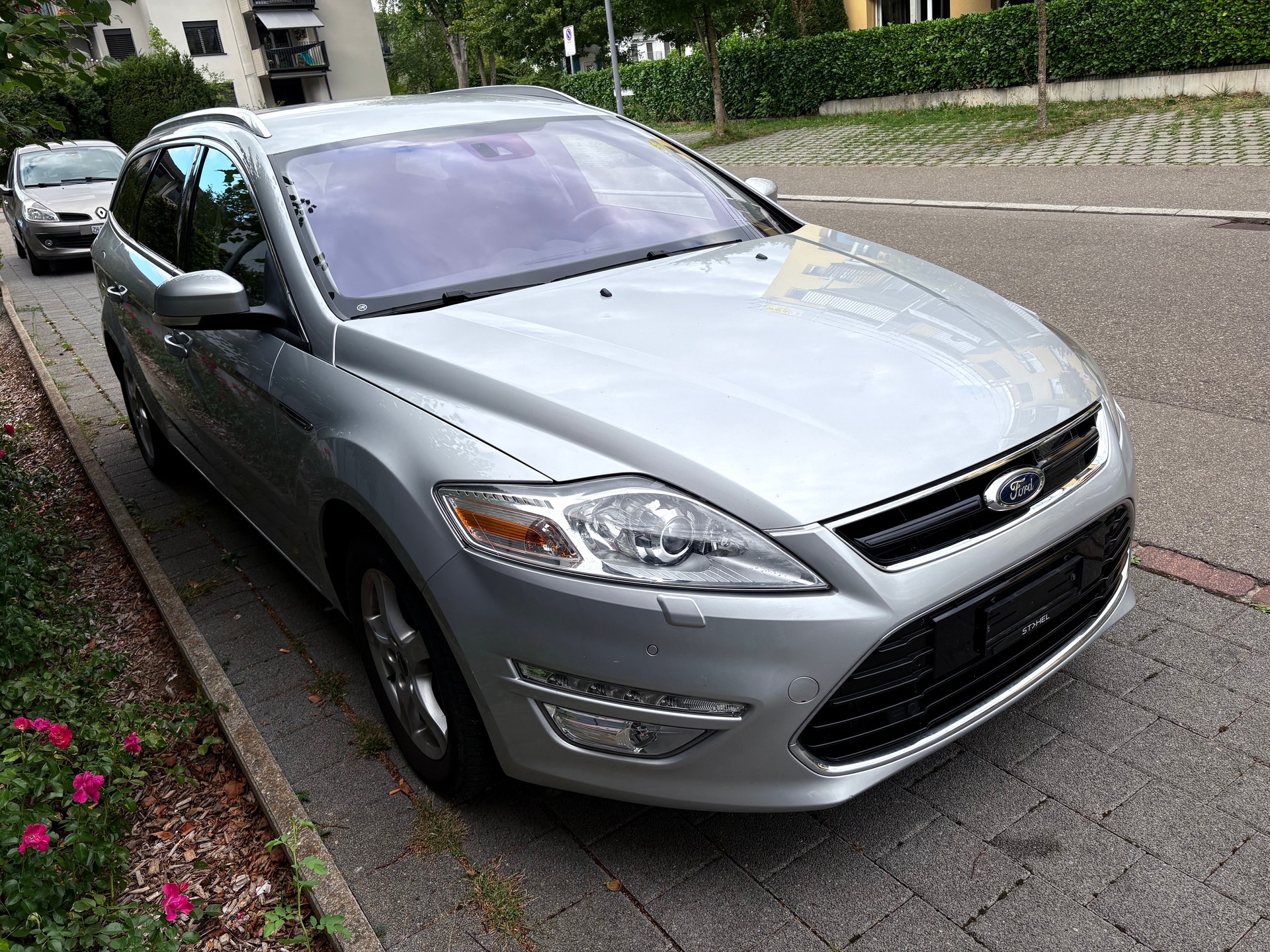 FORD Mondeo 2.0 EcoBoost SCTi TitaniumX PowerShift-image-2