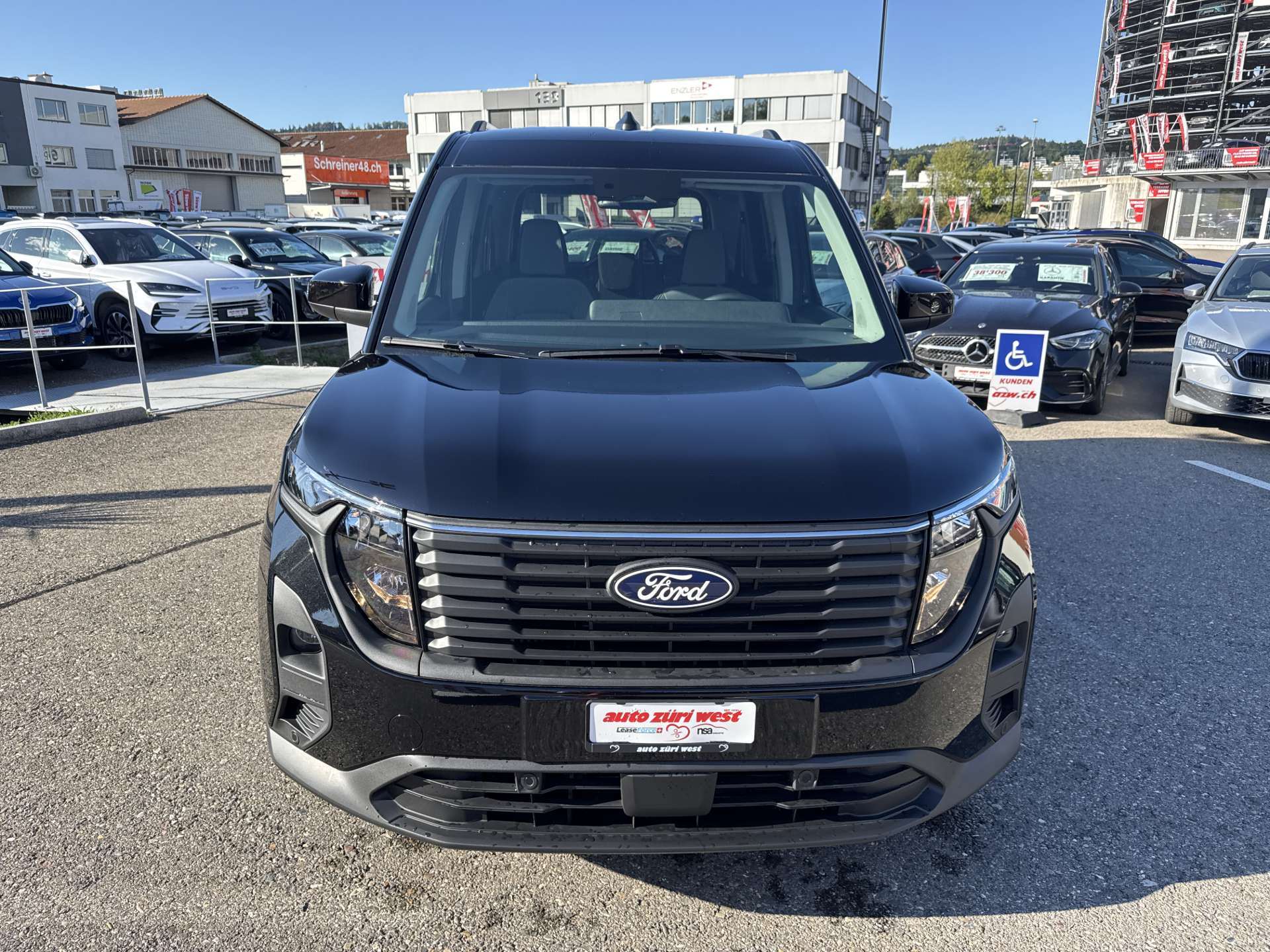 FORD Tourneo Courier 1.0 EcoBoost Titanium Automat-image-13