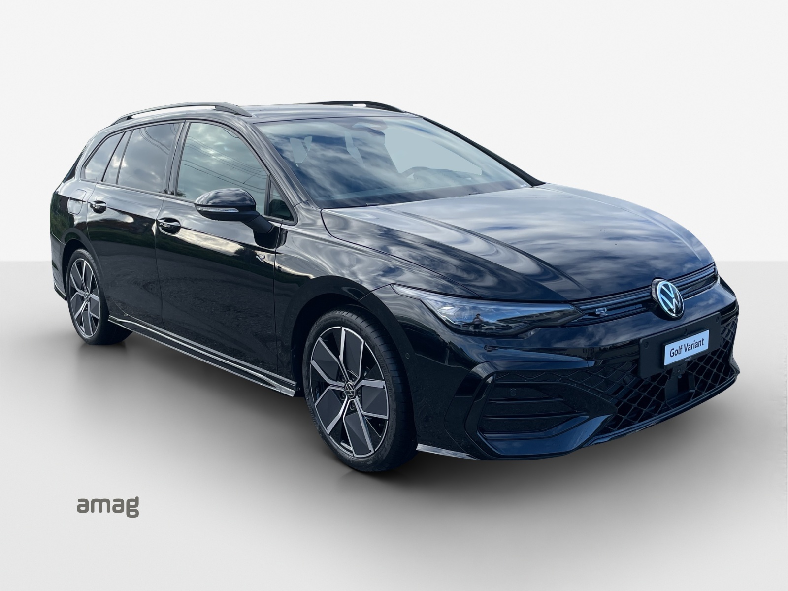 VW Golf Variant 2.0 TSI R-Line DSG 4 Motion-image-5