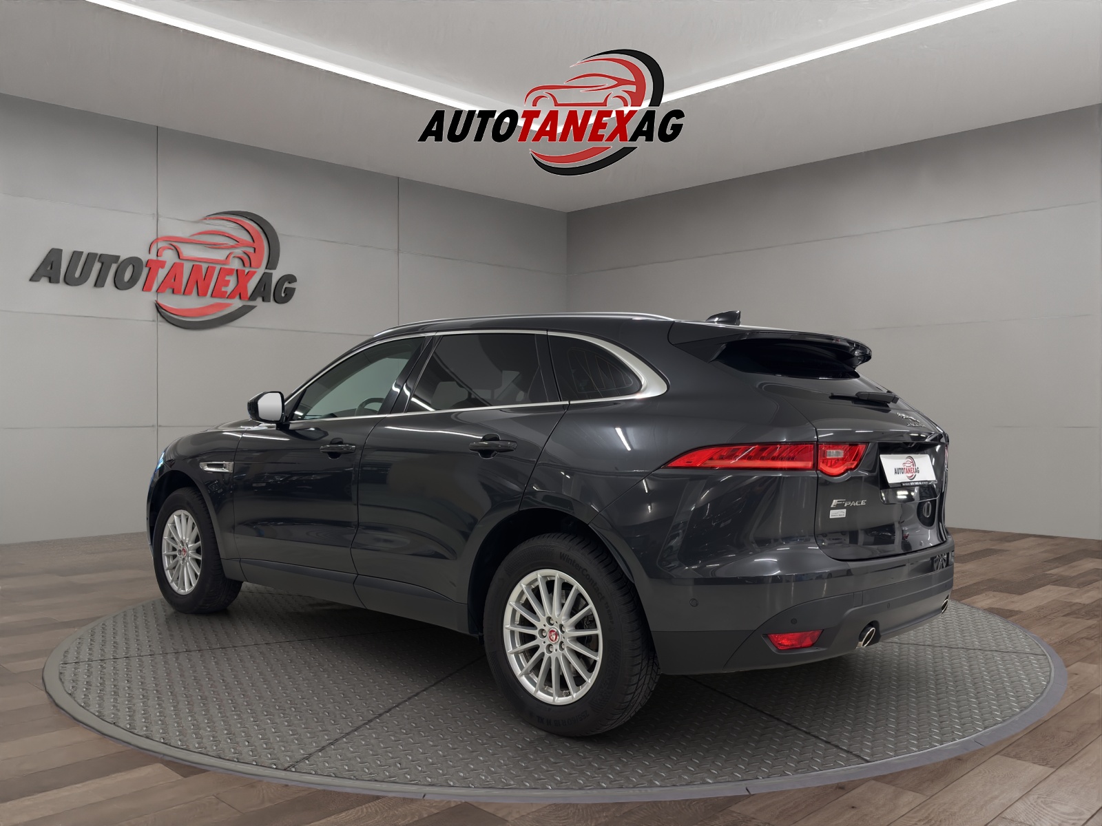 JAGUAR F-Pace 25d Prestige AWD Automatik-image-2