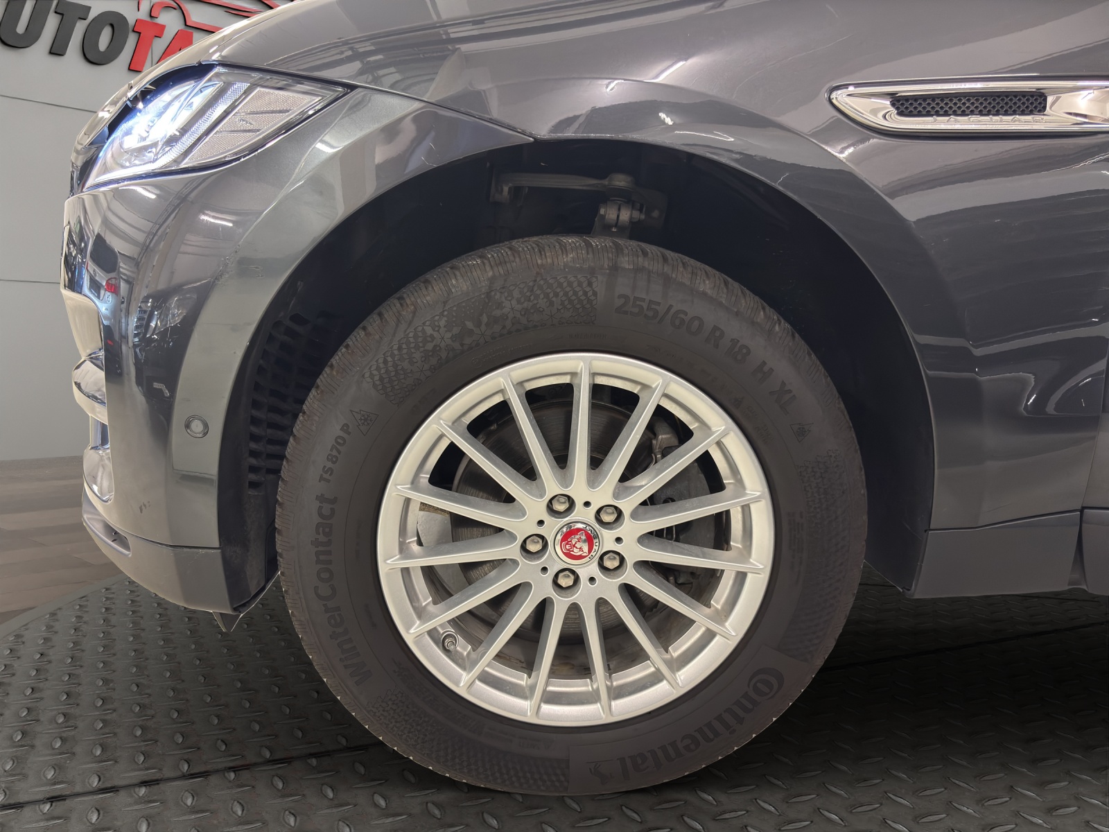 JAGUAR F-Pace 25d Prestige AWD Automatik-image-21
