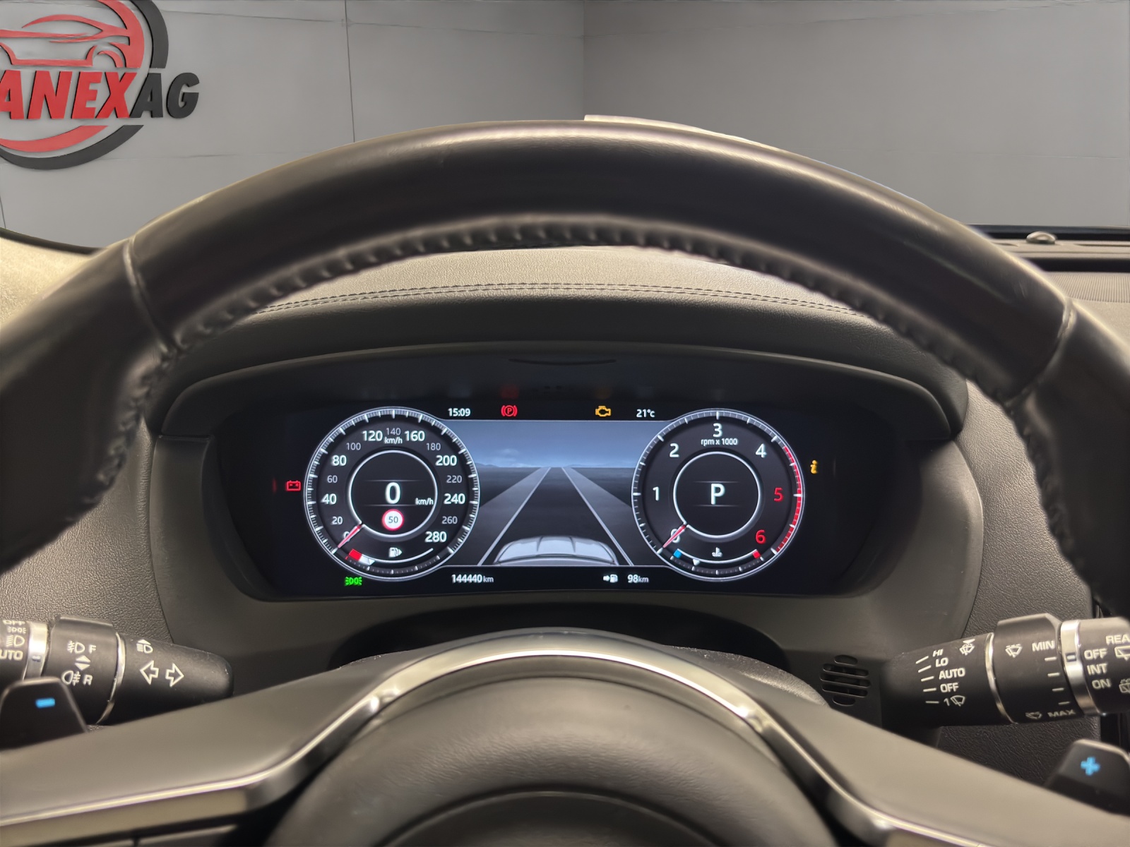 JAGUAR F-Pace 25d Prestige AWD Automatik-image-9