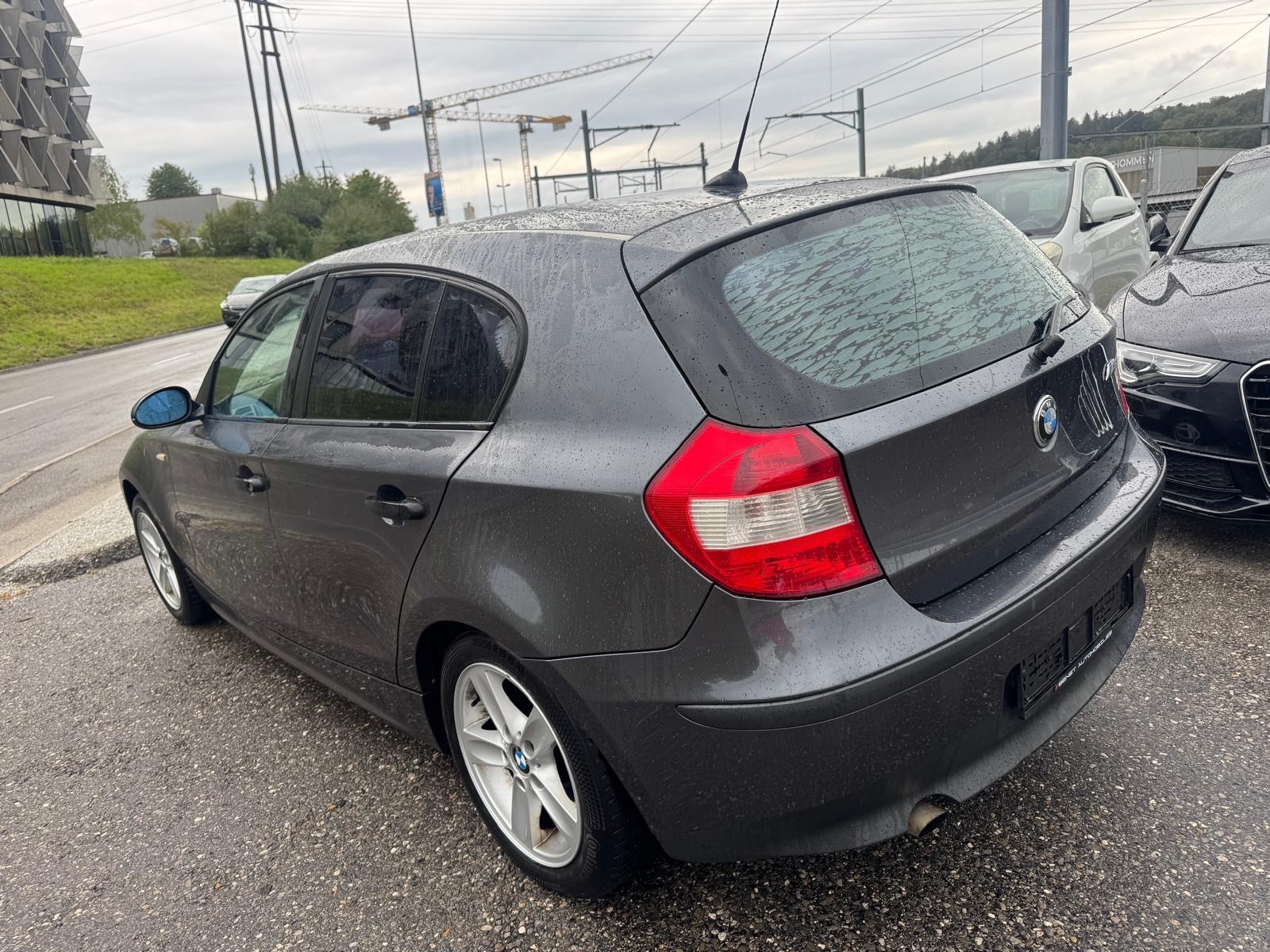 BMW 116i-image-5