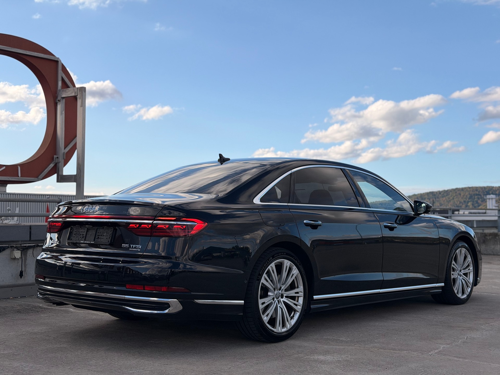 AUDI A8 55 L TFSI quattro tiptronic-image-3