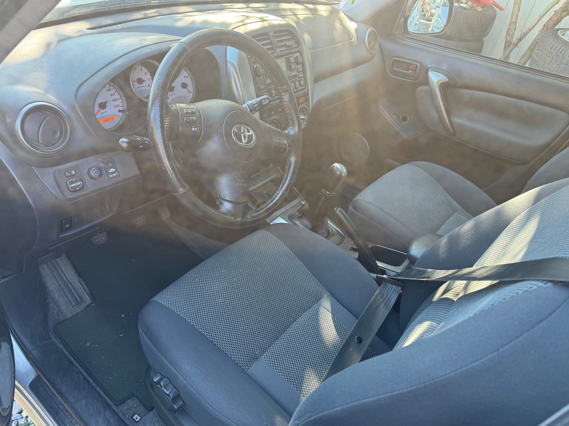 TOYOTA RAV-4 2.0 16V Linea Sol-image-3