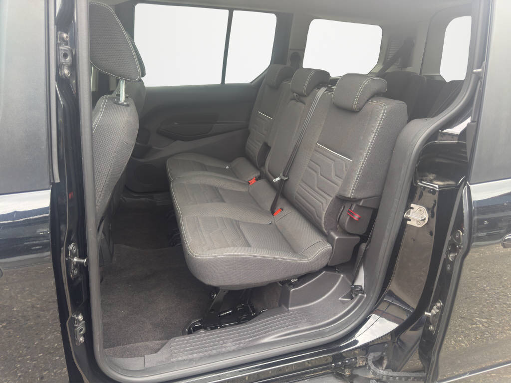 FORD TOURNEO CONNECT Grand 1.5 TDCi 120 Titan-image-13