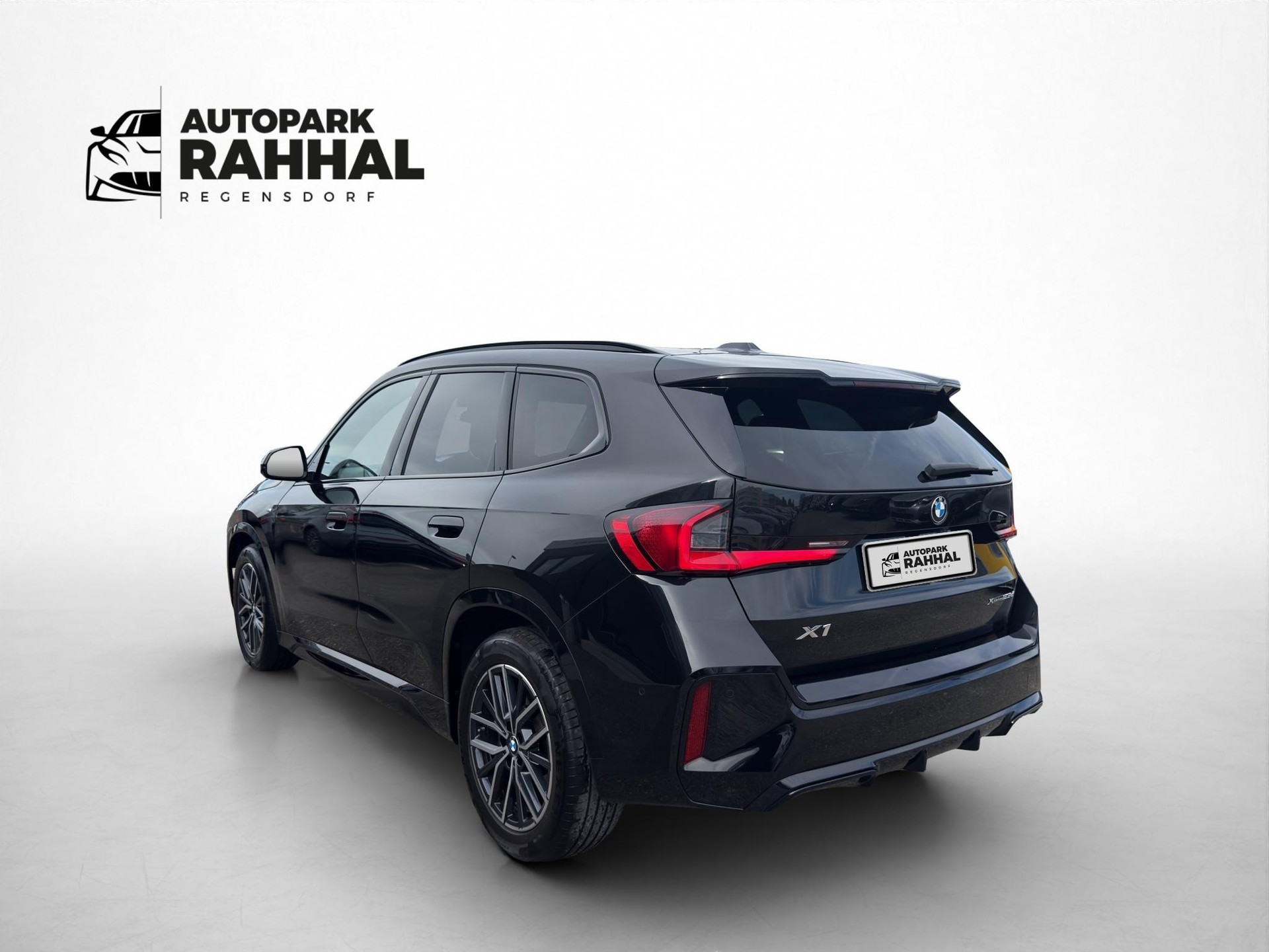 BMW X1 xDrive 23d 48V M Sport * Panoramadach * Harman/Kardon * Elektr. Sitze * 360° Kamera * AHK *-image-8