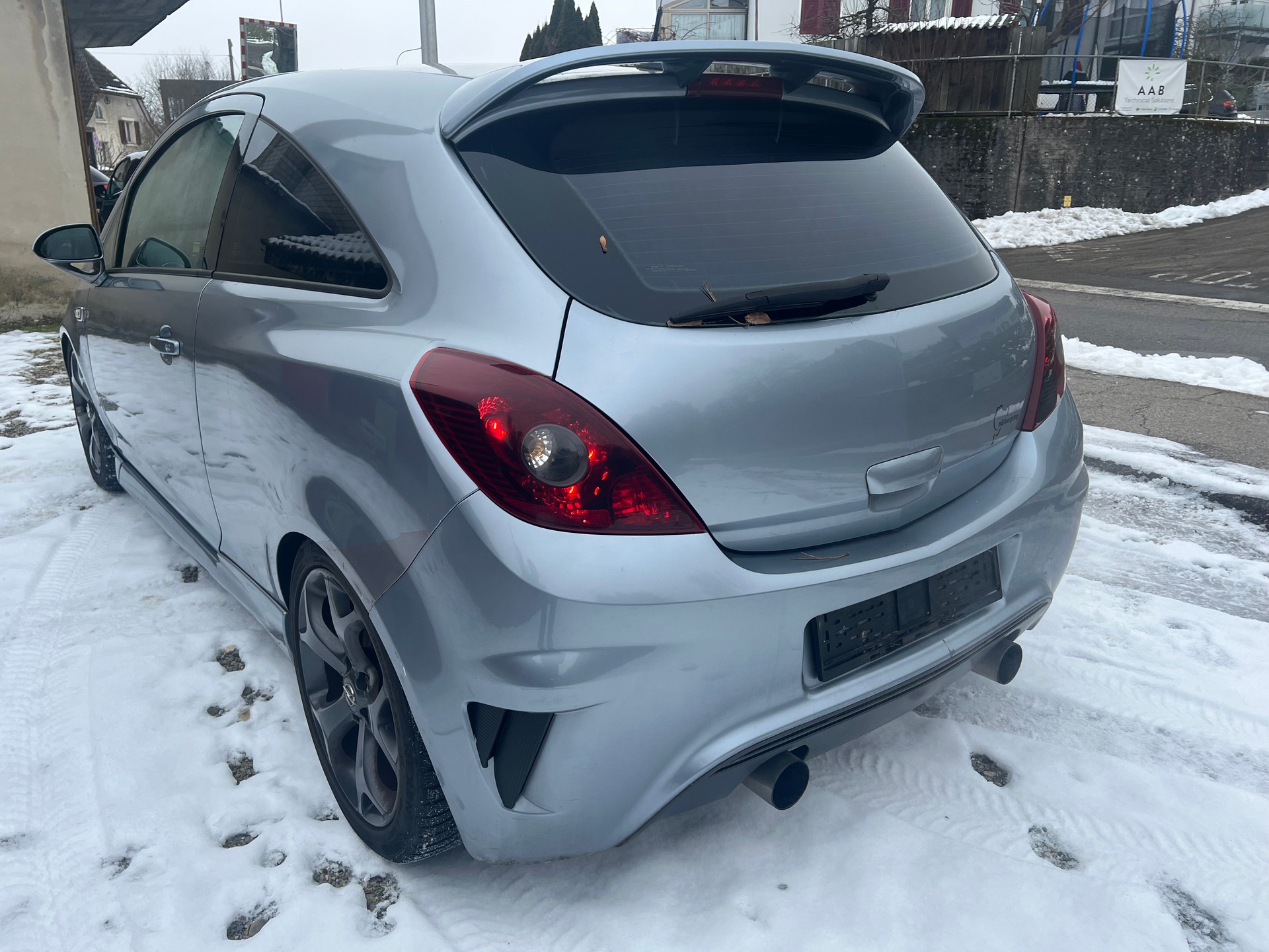 OPEL Corsa 1.6 Turbo OPC-image-3