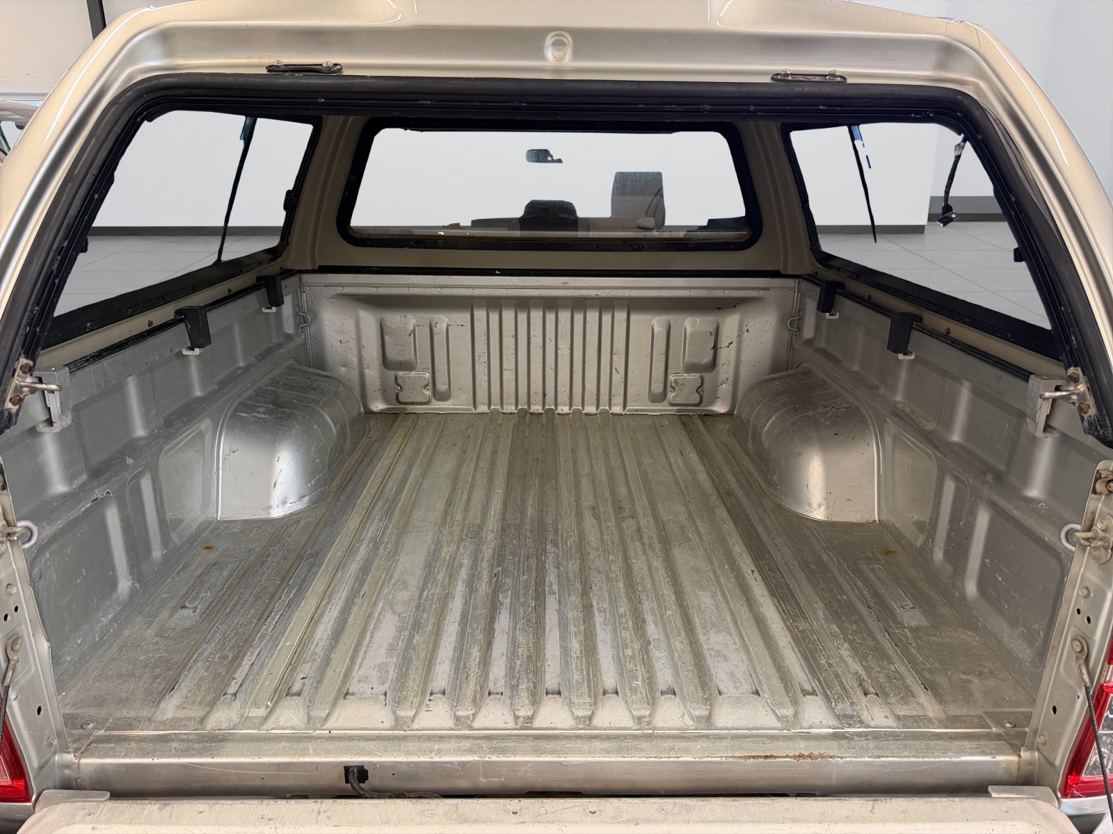 TOYOTA Hilux 3.0 DoubleCab LineaSol-image-26