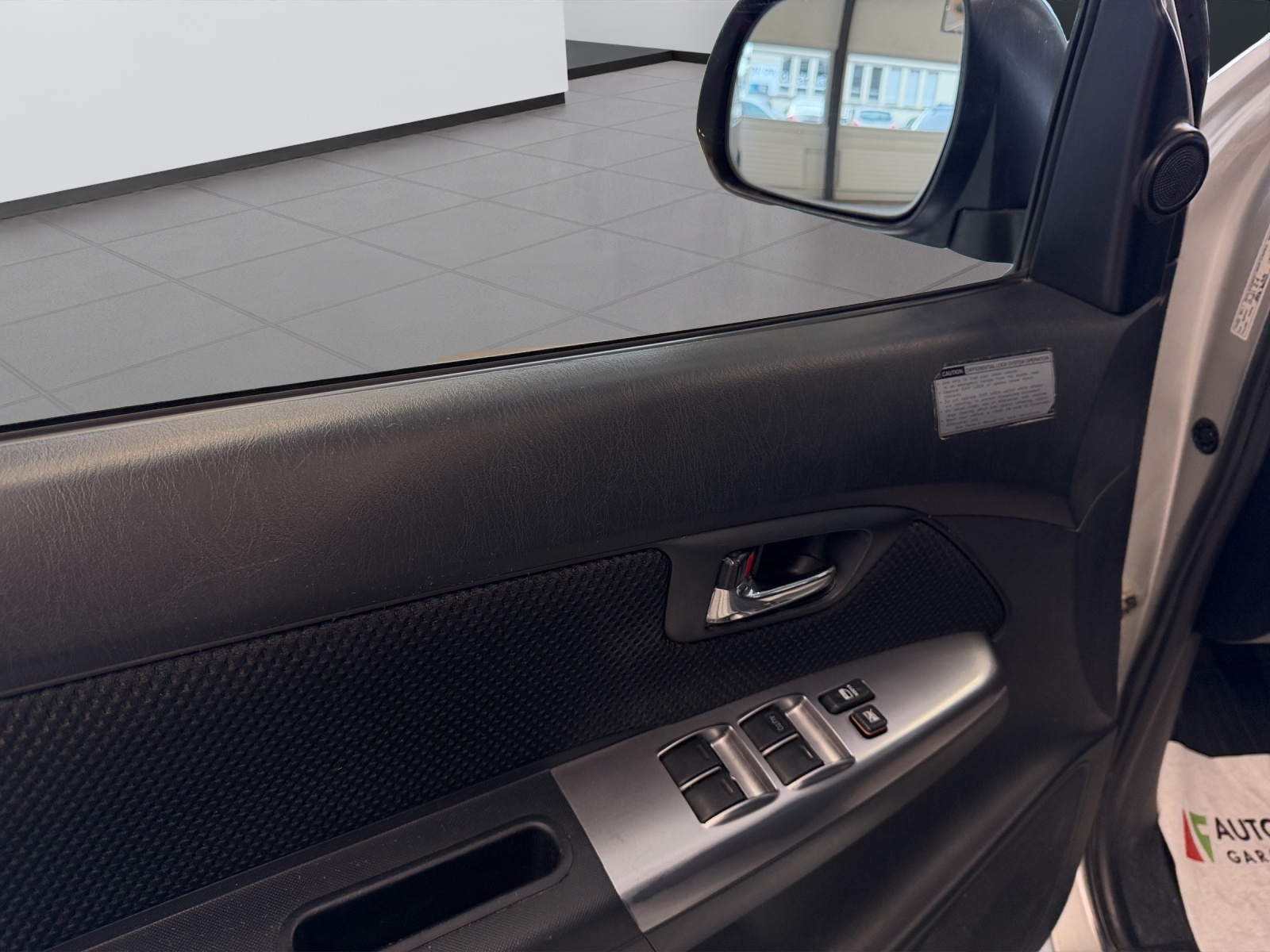 TOYOTA Hilux 3.0 DoubleCab LineaSol-image-15