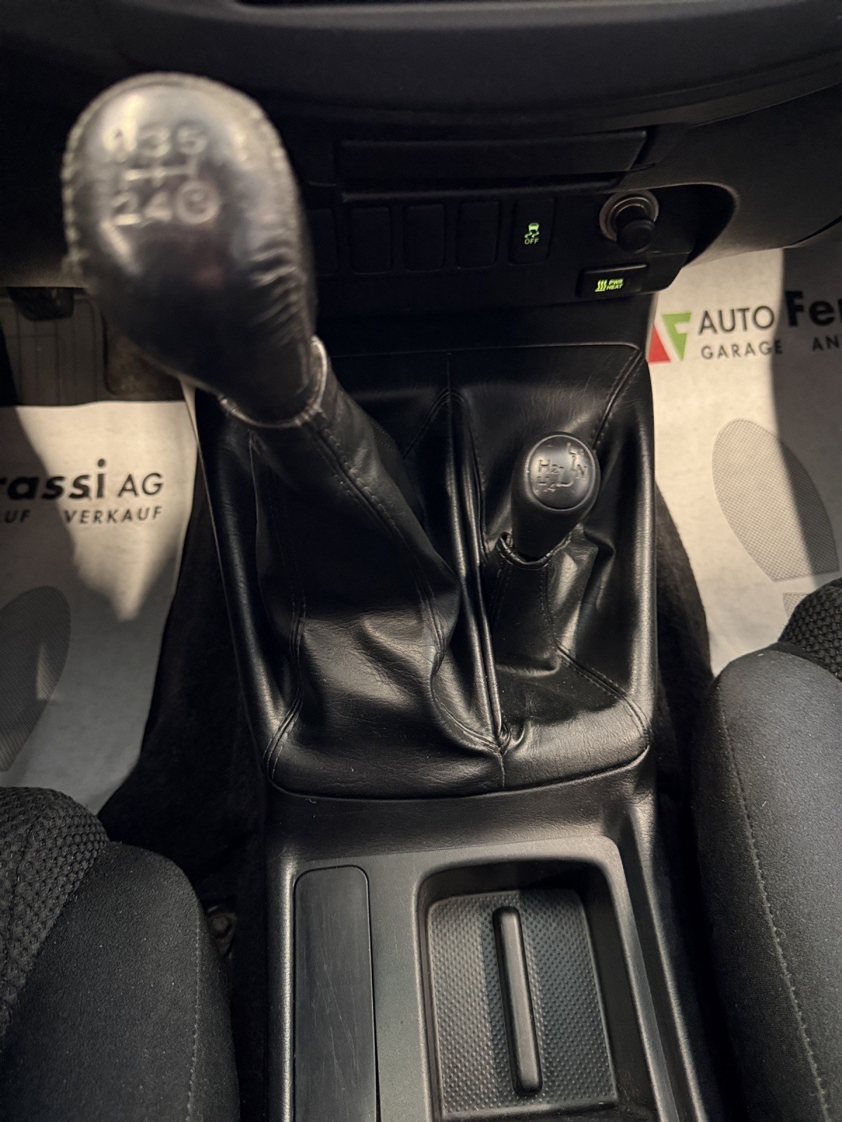 TOYOTA Hilux 3.0 DoubleCab LineaSol-image-22