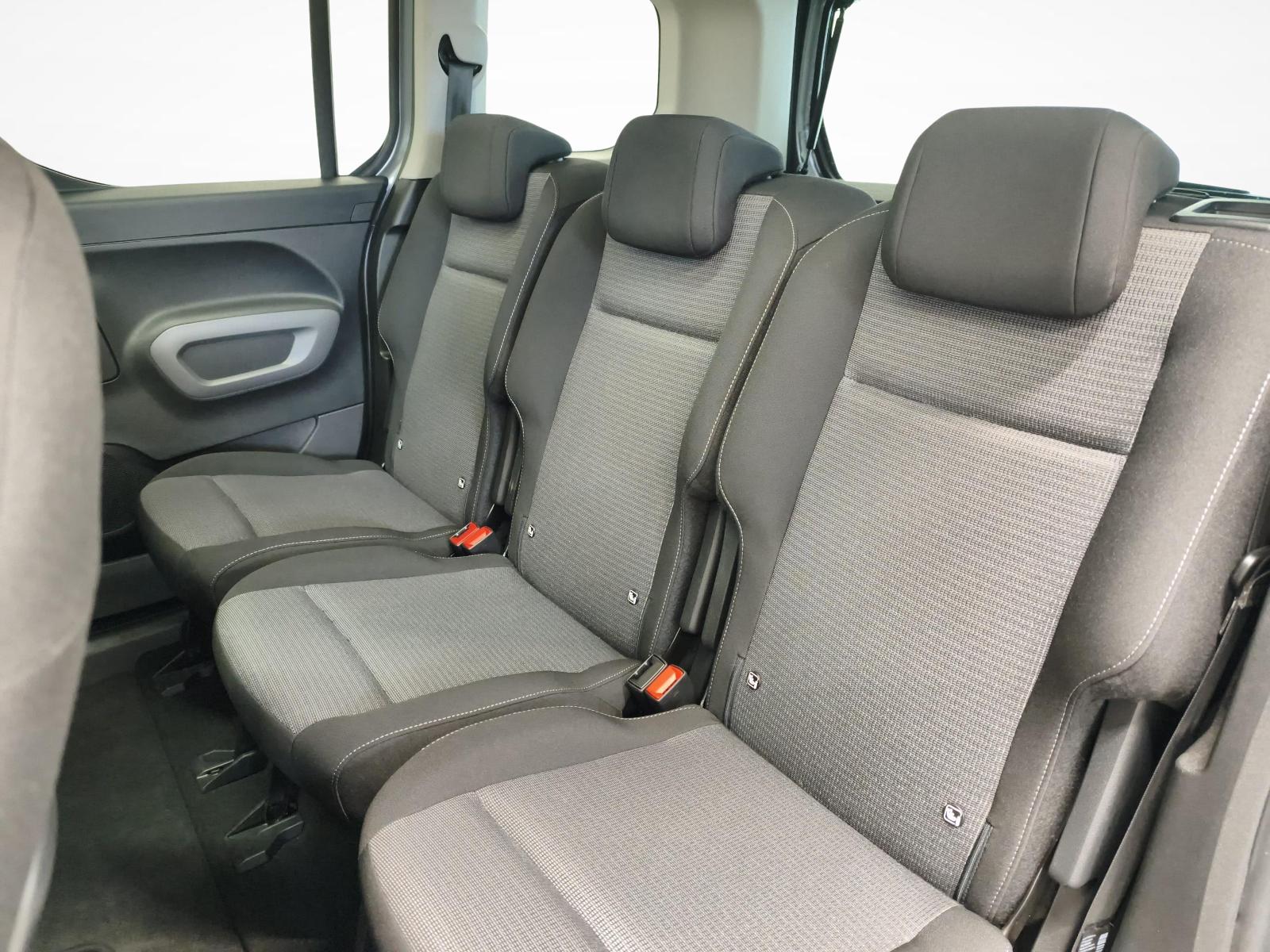TOYOTA Proace City Verso L1 1.5 HDi 130 Style - Servizi inclusi-image-11