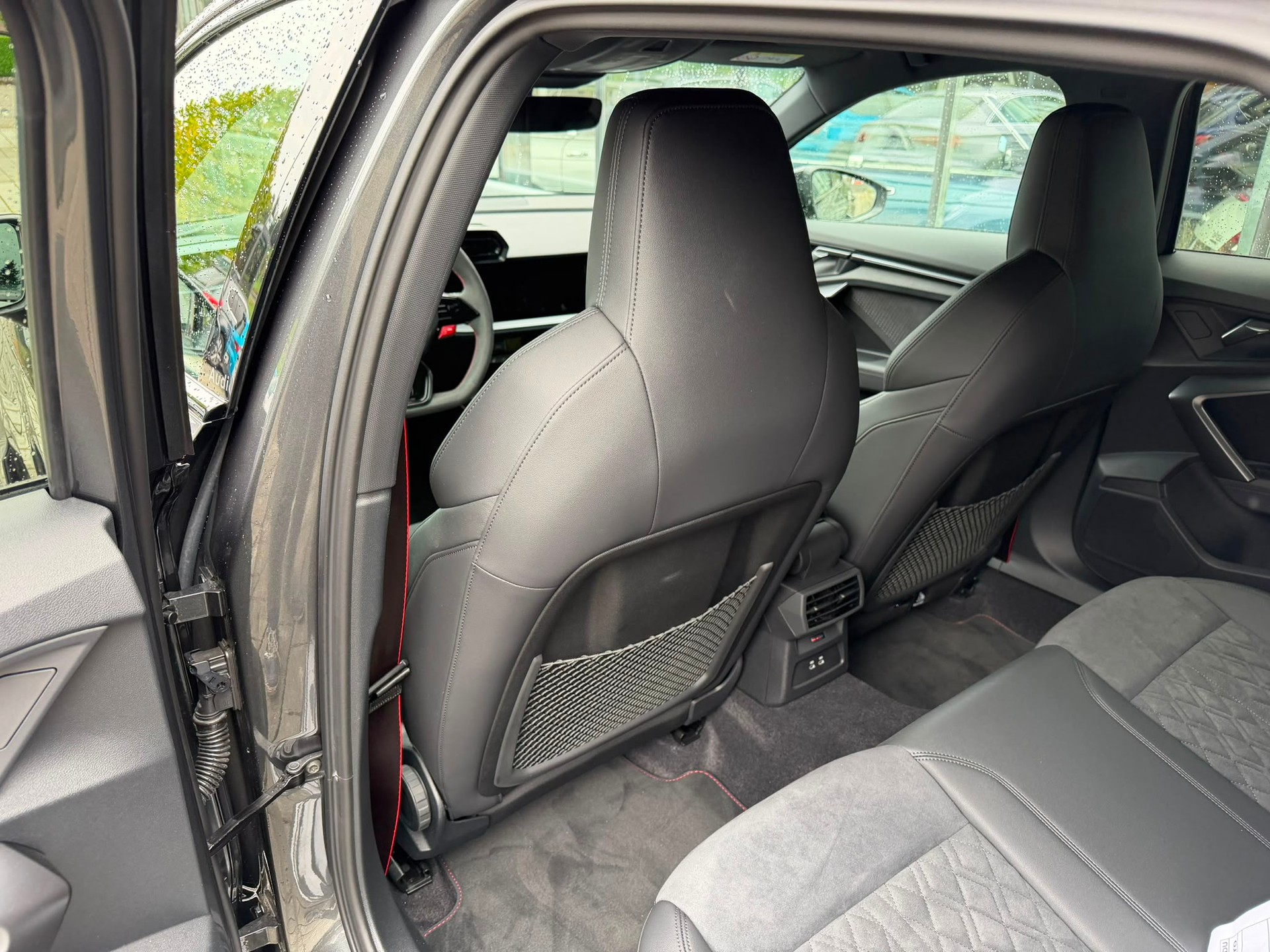 AUDI RS3 Sportback 2.5 TSI quattro S-tronic-image-7