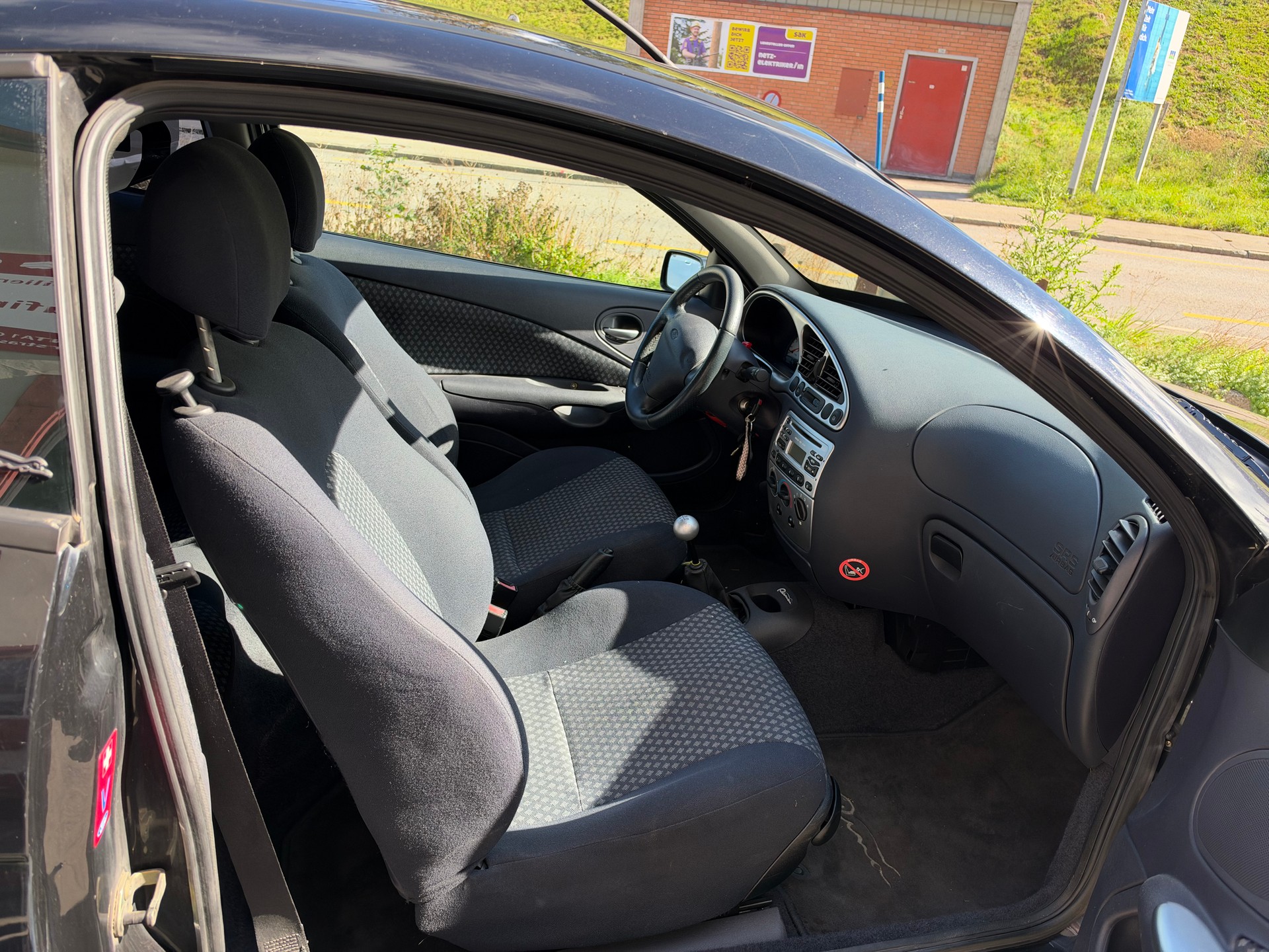 FORD Puma 1.7i 16V-image-5