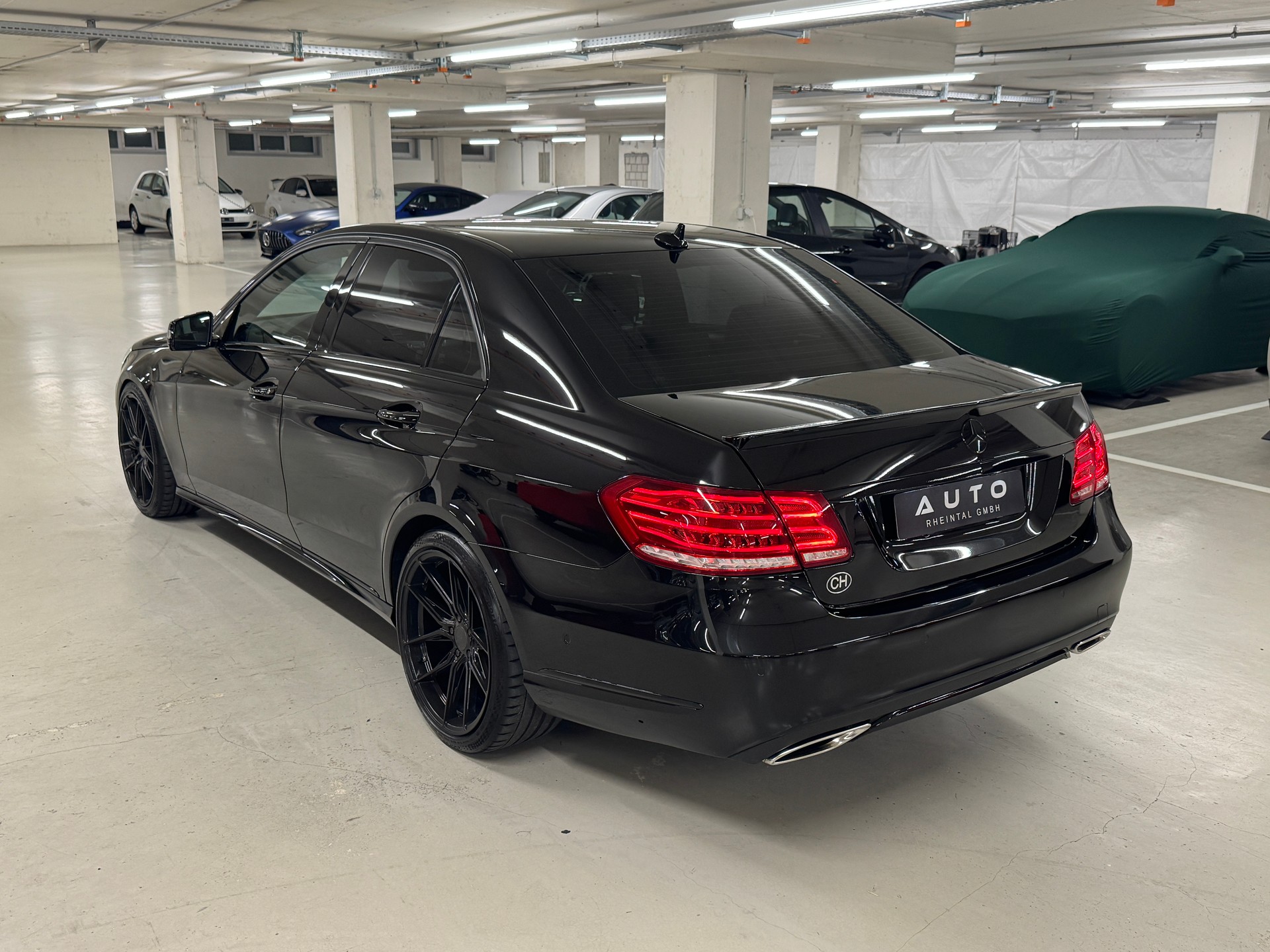 MERCEDES-BENZ E 200 CGI BlueEfficiency 7G-Tronic *Alles eingetragen* I Ab MFK 11.25 I Frisch ab Service I 8-fach I Sehr gepflegt I TOP Angebot-image-2