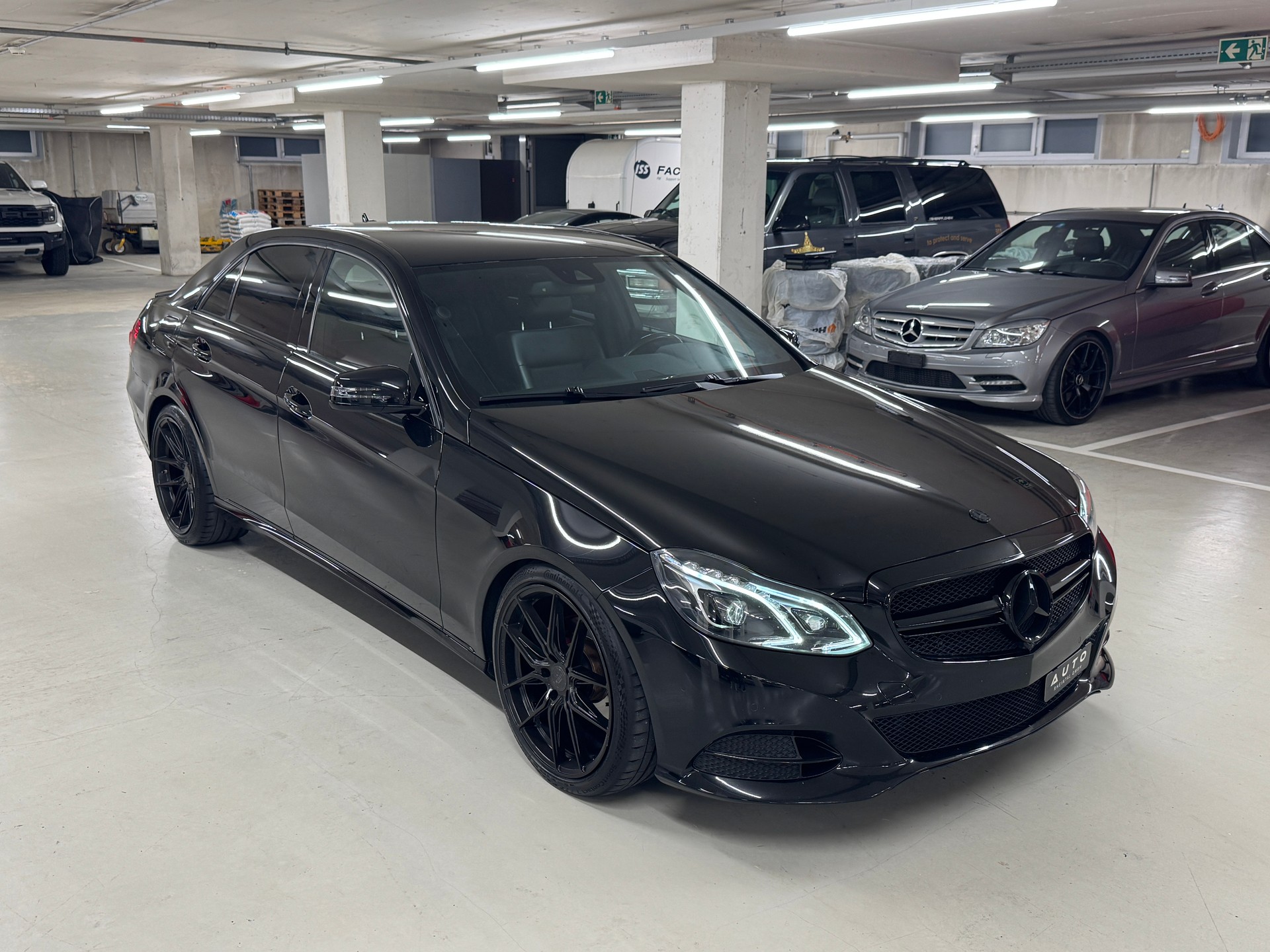 MERCEDES-BENZ E 200 CGI BlueEfficiency 7G-Tronic *Alles eingetragen* I Ab MFK 11.25 I Frisch ab Service I 8-fach I Sehr gepflegt I TOP Angebot-image-6