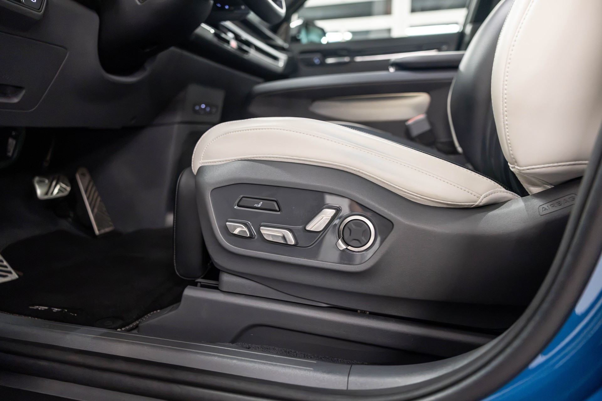 KIA EV9 99.8 kWh GT-Line 4x4 *2.5t AHK*-image-19
