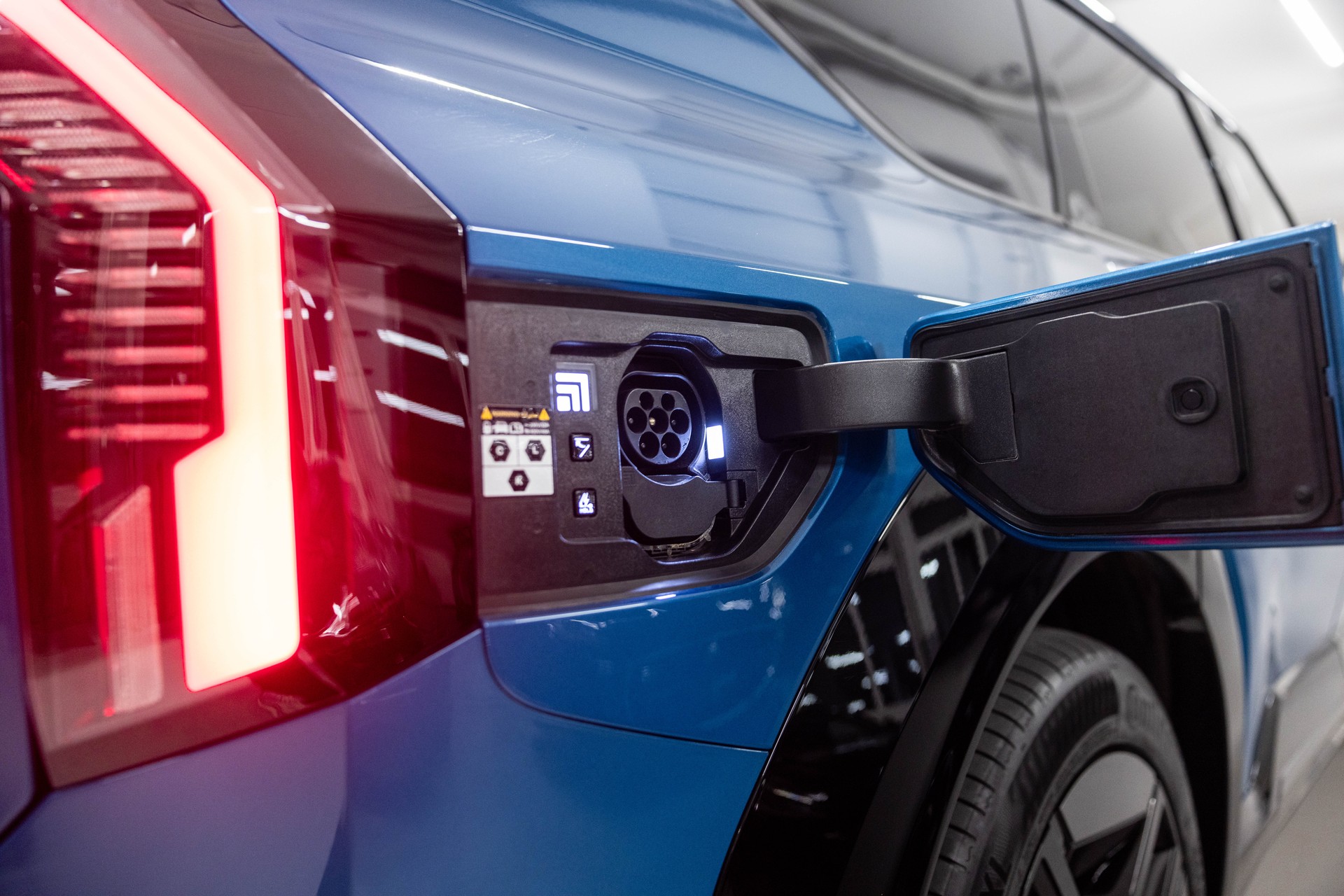 KIA EV9 99.8 kWh GT-Line 4x4 *2.5t AHK*-image-15