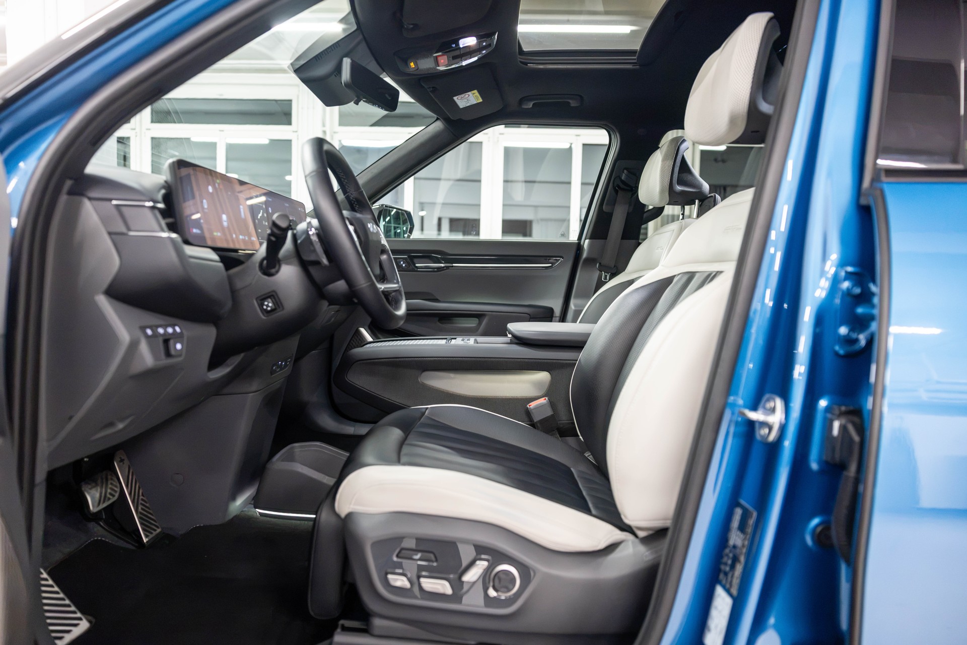 KIA EV9 99.8 kWh GT-Line 4x4 *2.5t AHK*-image-18