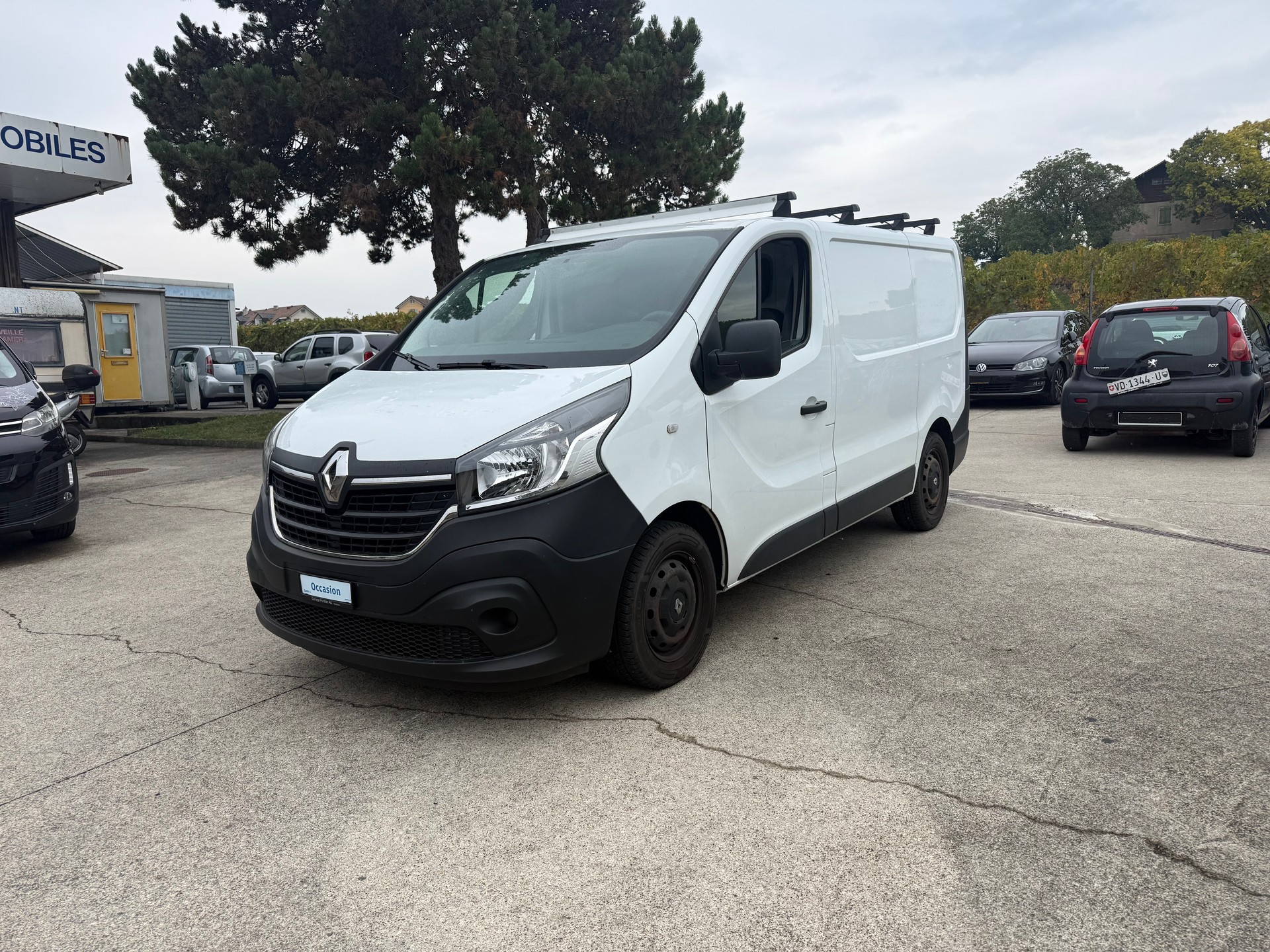 RENAULT Trafic 2.0 dCi120 2.8t Access L1H1-image-4