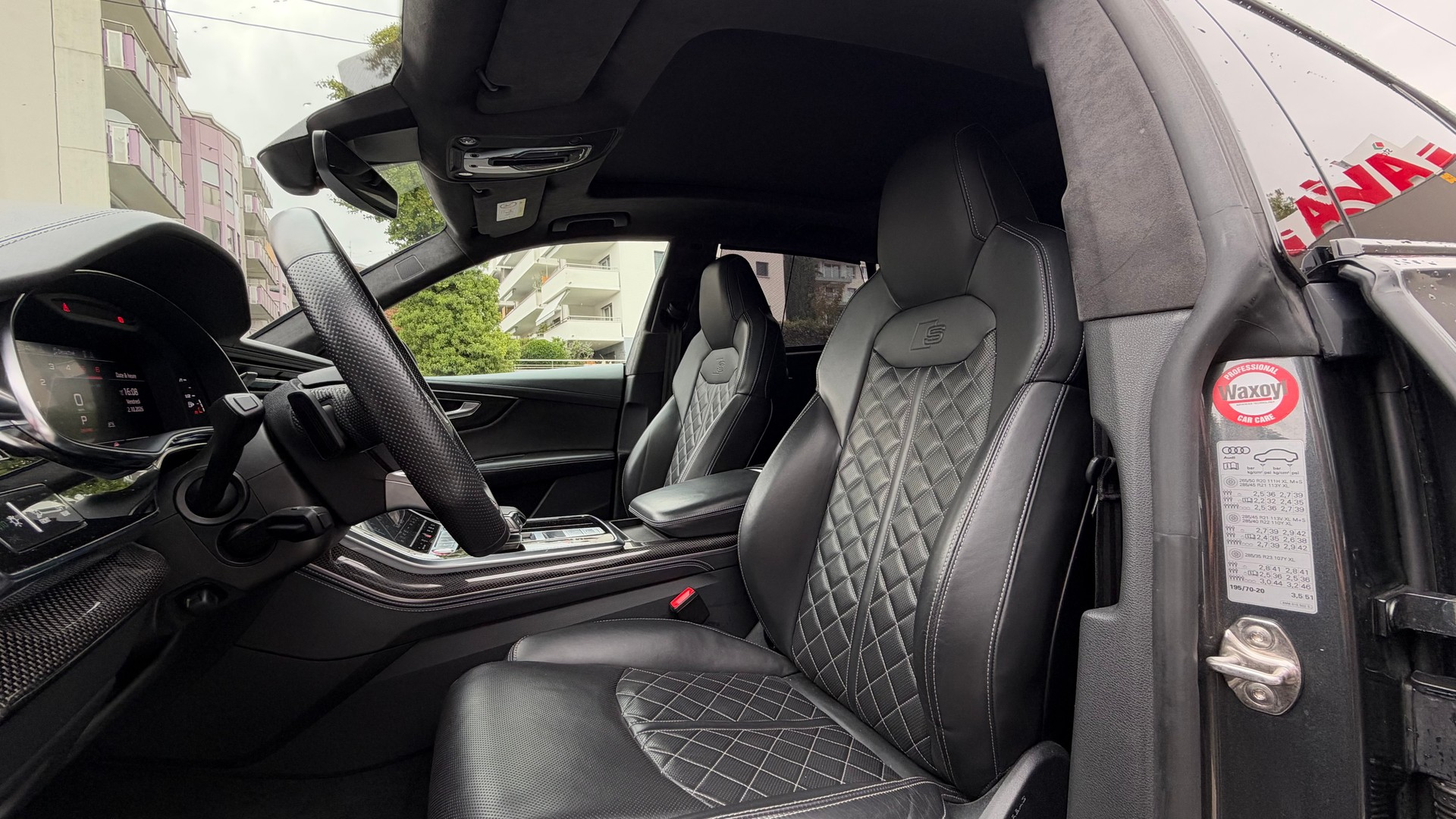 AUDI SQ8 50 TDI quattro tiptronic-image-11